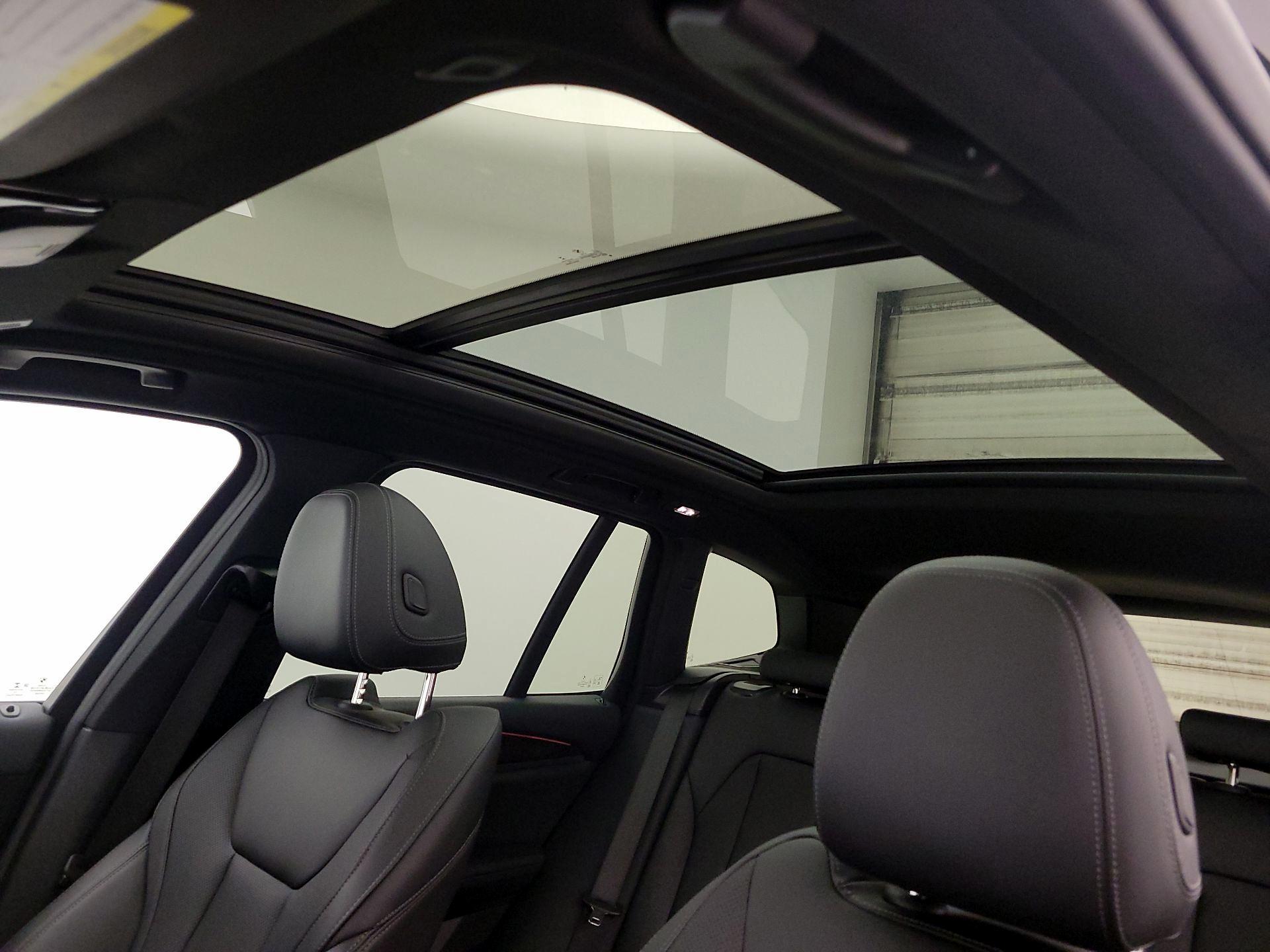 Thumbnail: 2022 BMW X3 - 20