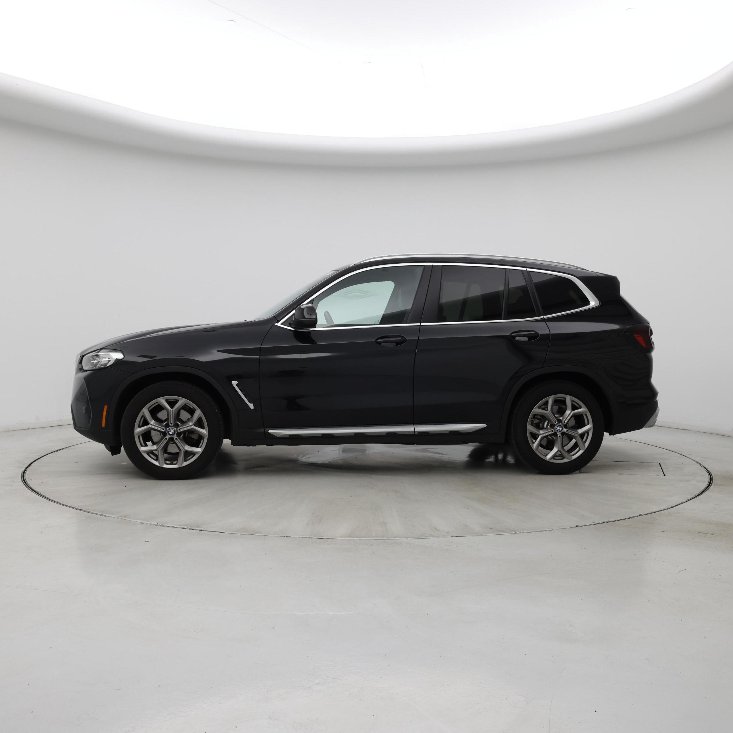 Thumbnail: 2022 BMW X3 - 3
