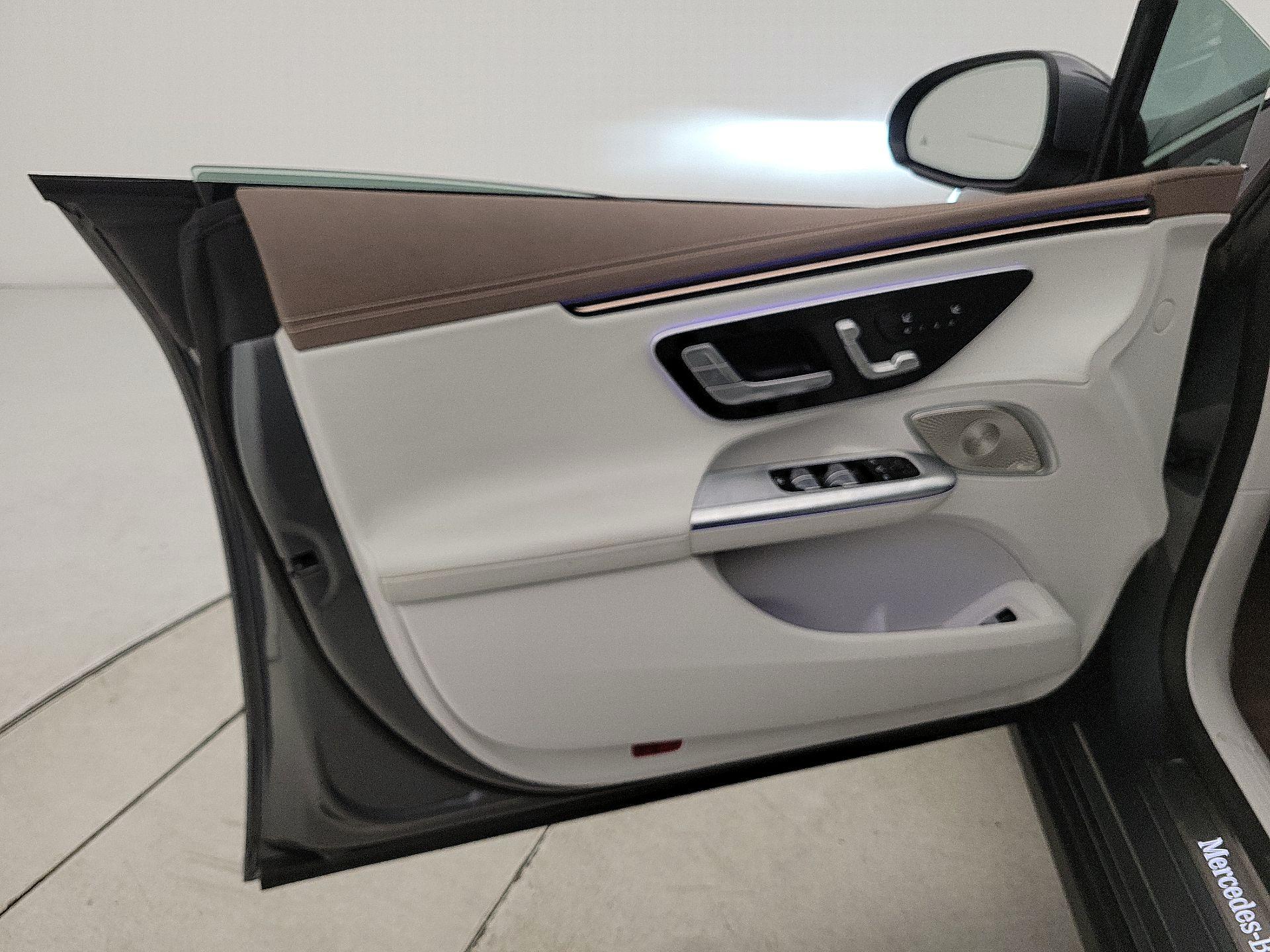 Thumbnail: 2023 Mercedes-Benz EQE - 12