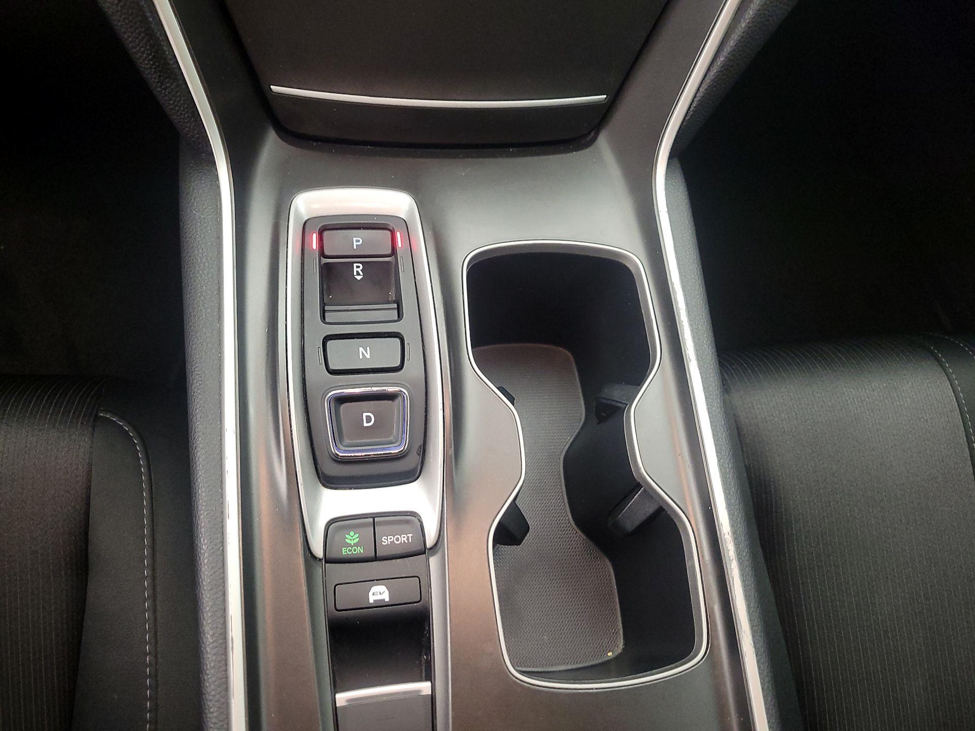 Thumbnail: 2019 Honda Accord - 17