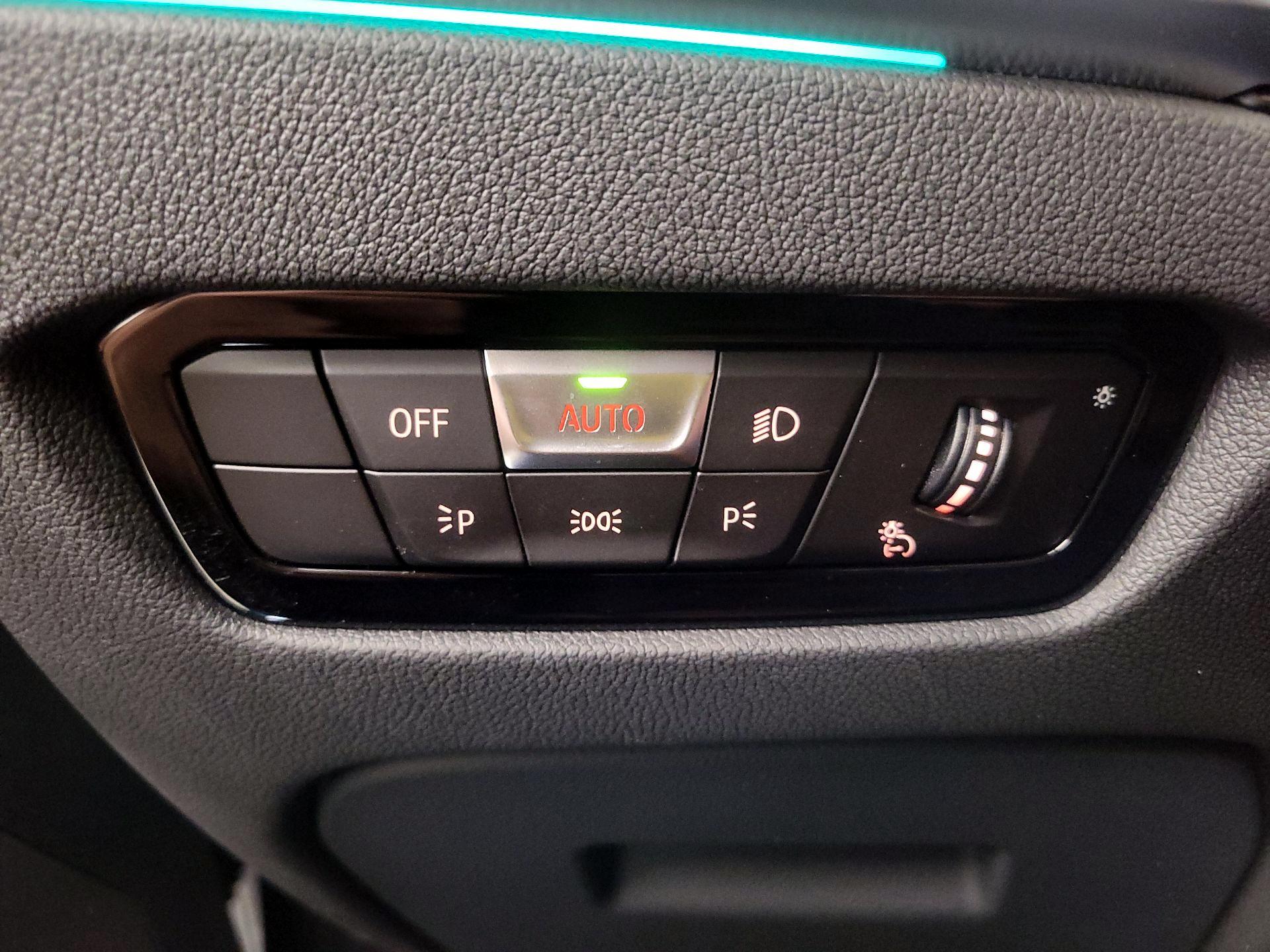 Thumbnail: 2022 BMW M3 - 13