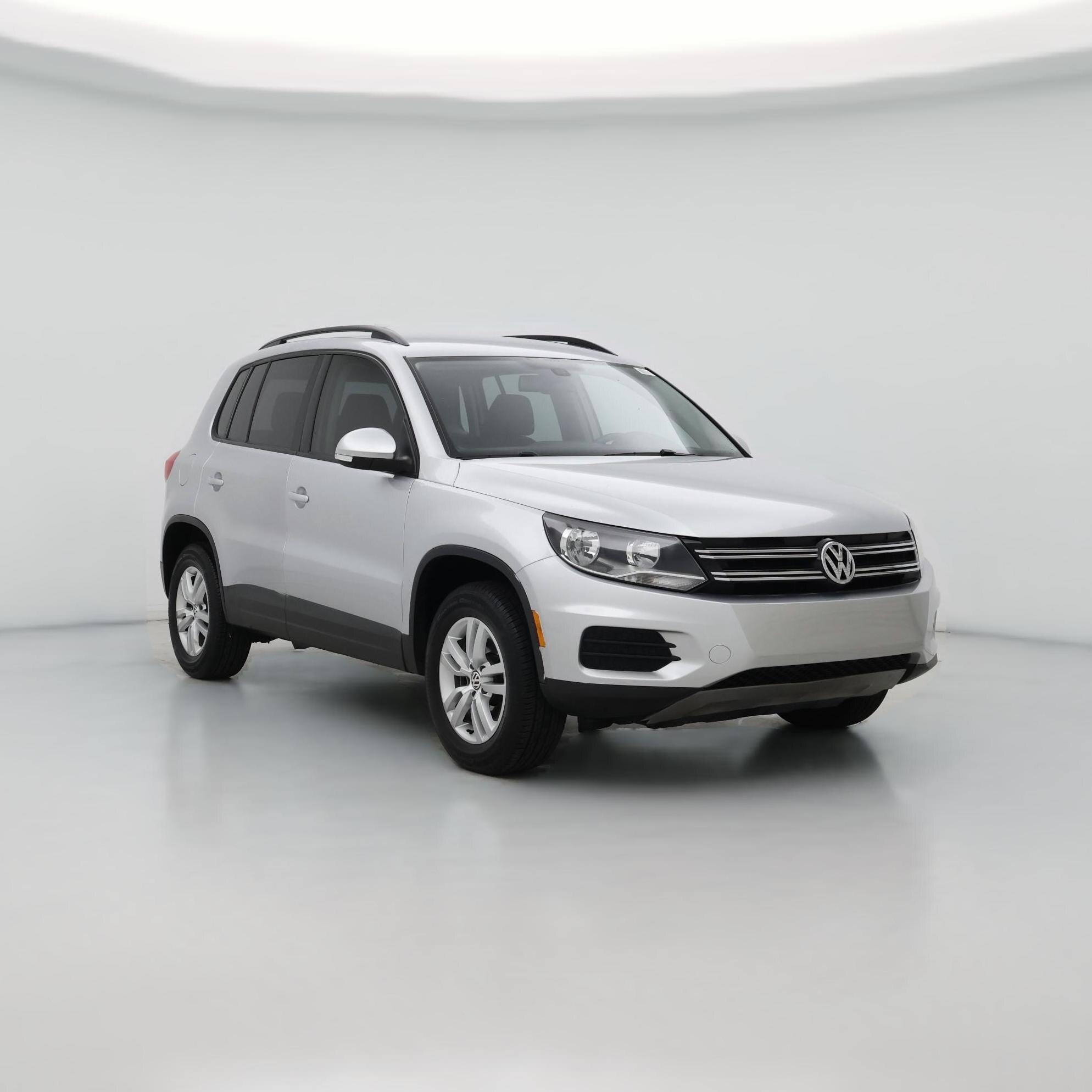 Thumbnail: 2016 Volkswagen Tiguan - 1