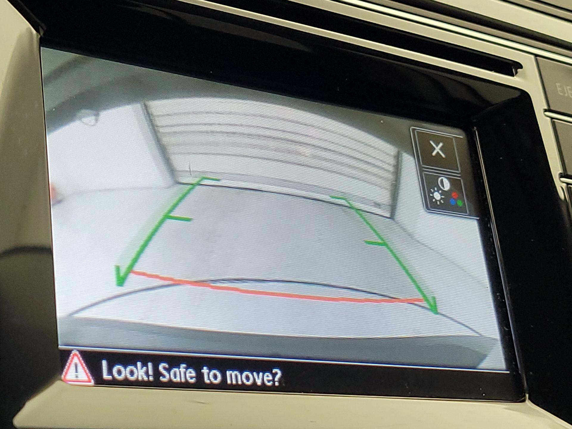 Thumbnail: 2016 Volkswagen Tiguan - 14