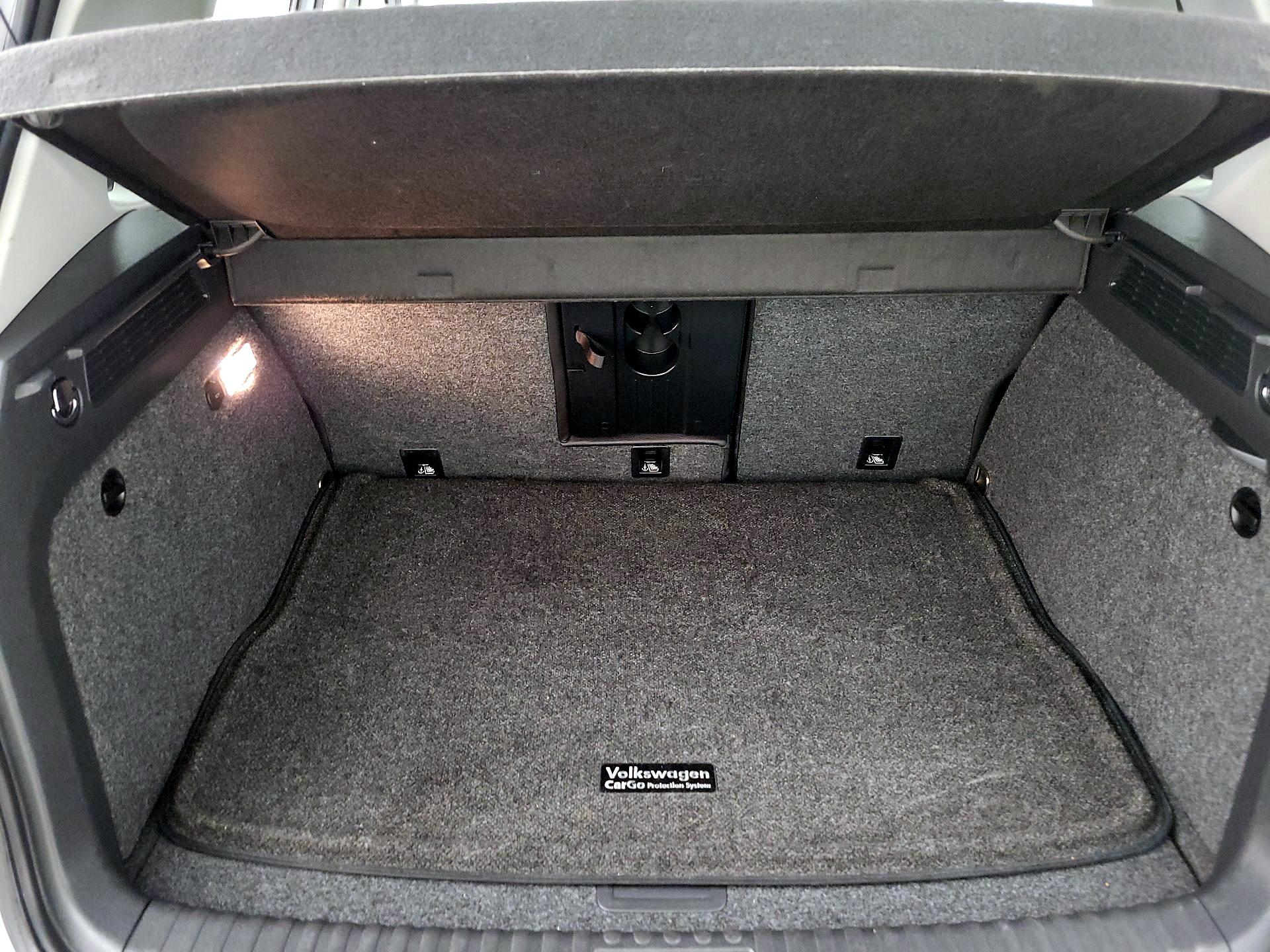 Thumbnail: 2016 Volkswagen Tiguan - 20