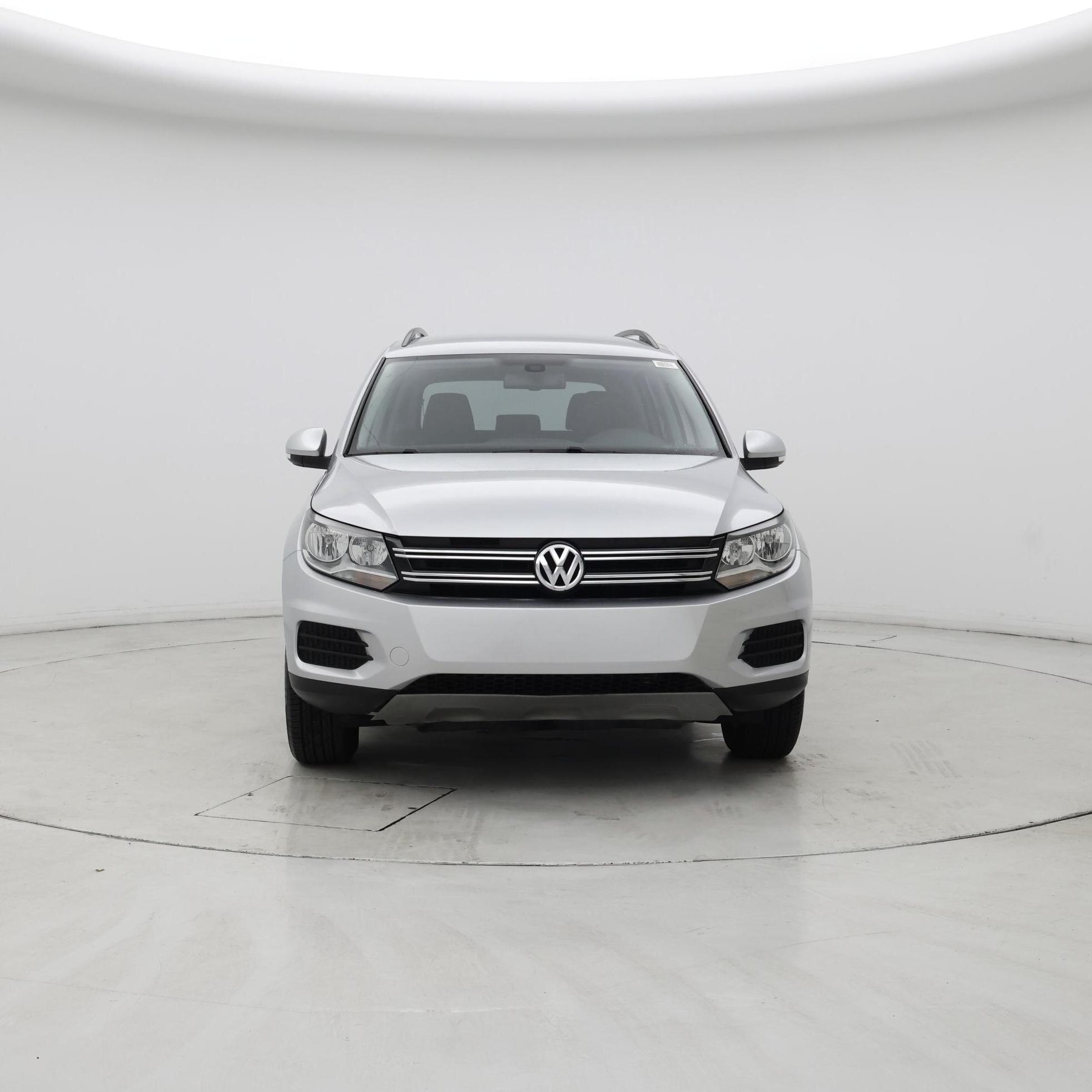 Thumbnail: 2016 Volkswagen Tiguan - 5