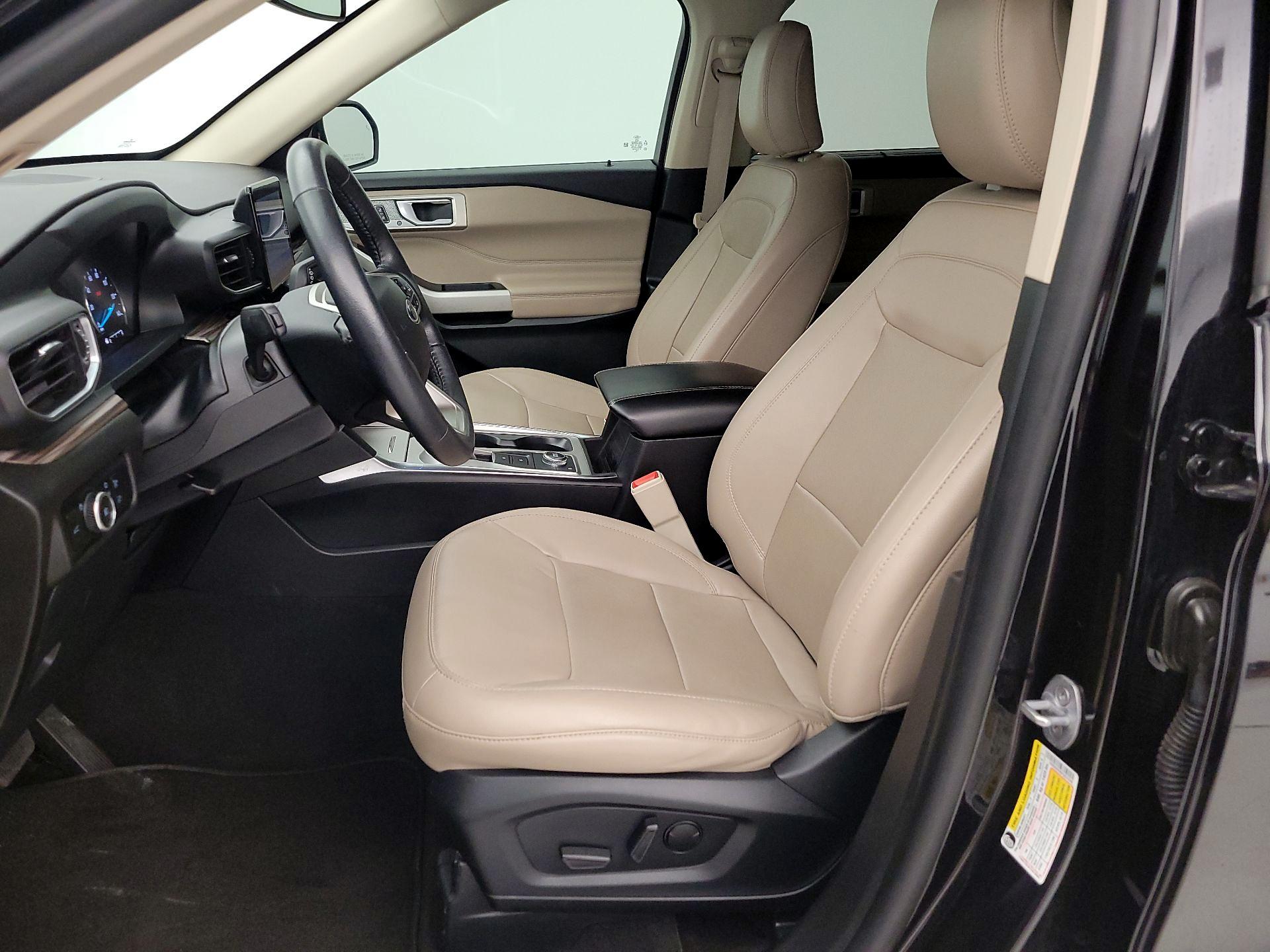 Thumbnail: 2023 Ford Explorer - 11