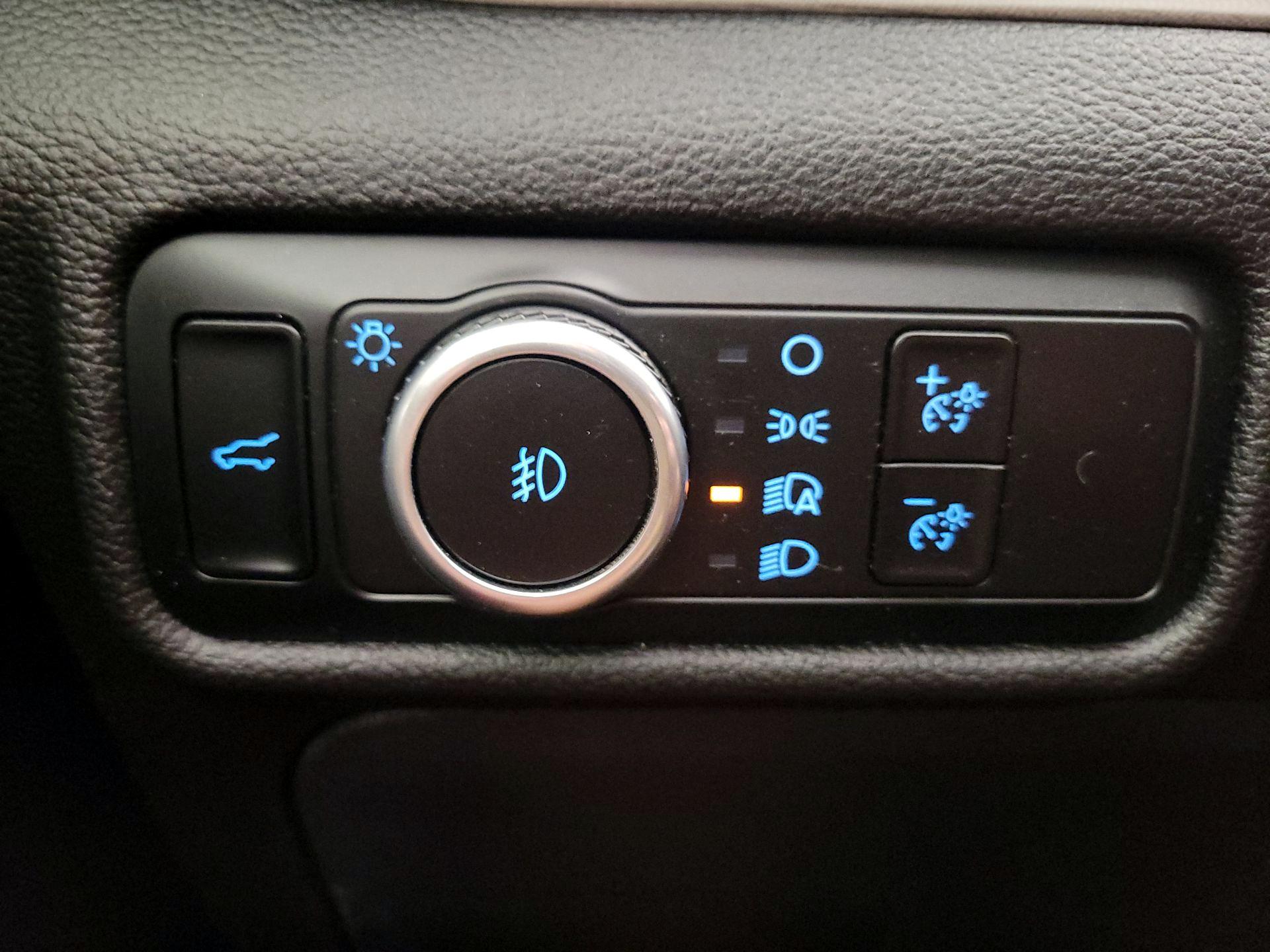 Thumbnail: 2023 Ford Explorer - 13