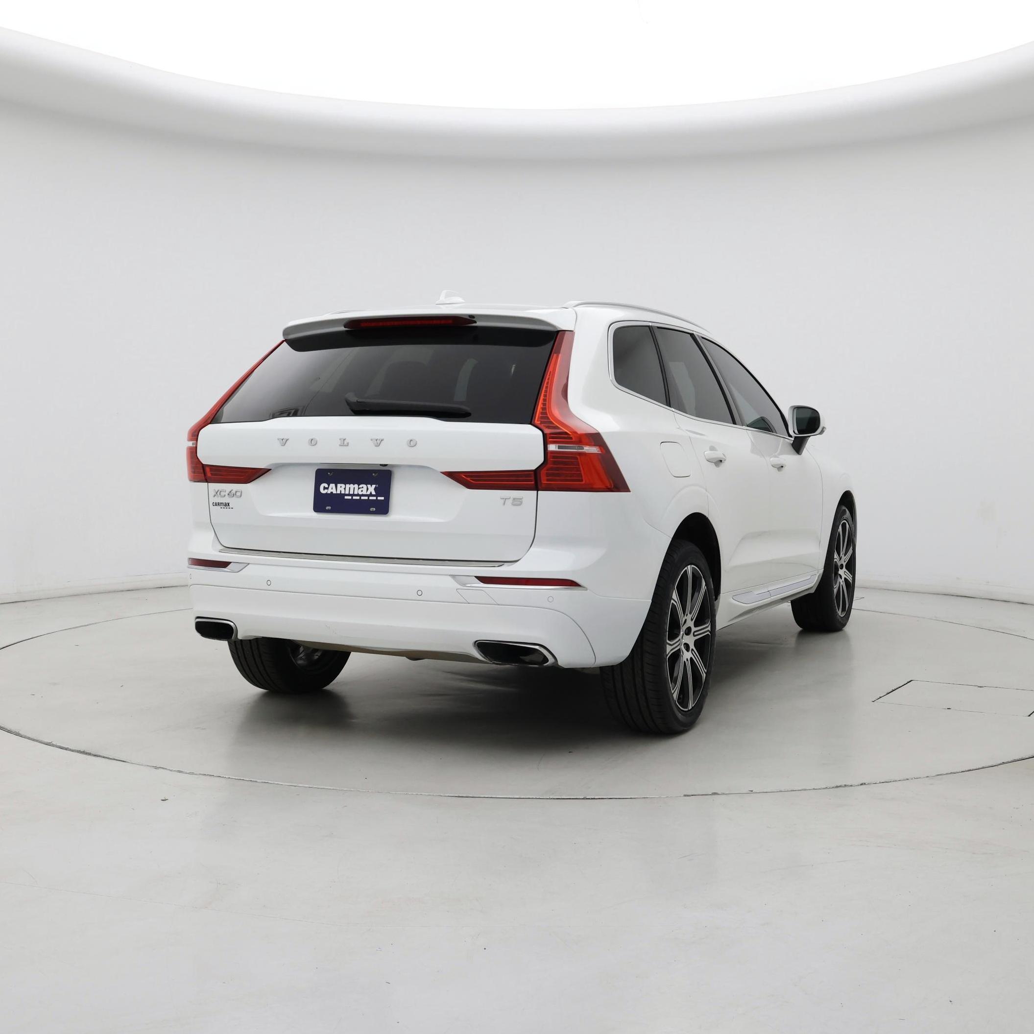 Thumbnail: 2021 Volvo XC60 - 8