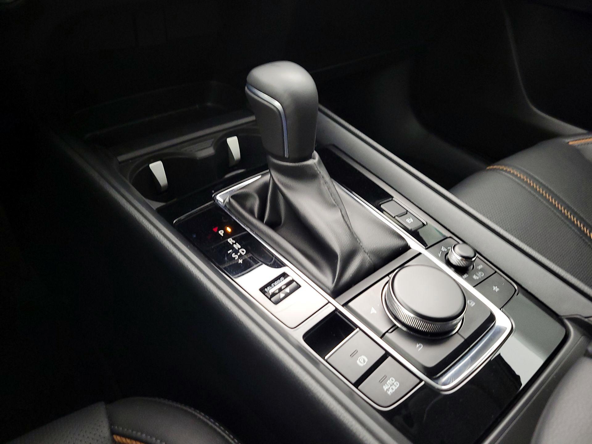 Thumbnail: 2025 Mazda CX-50 - 18