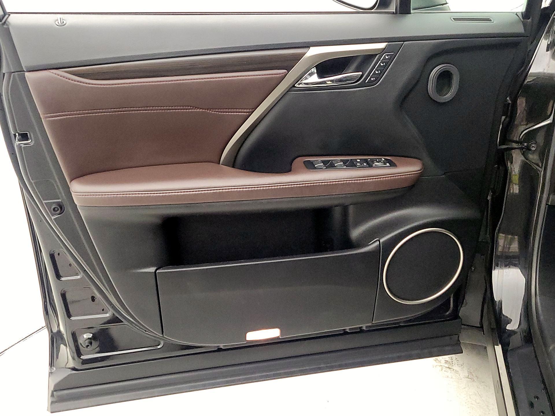 Thumbnail: 2017 Lexus RX - 12