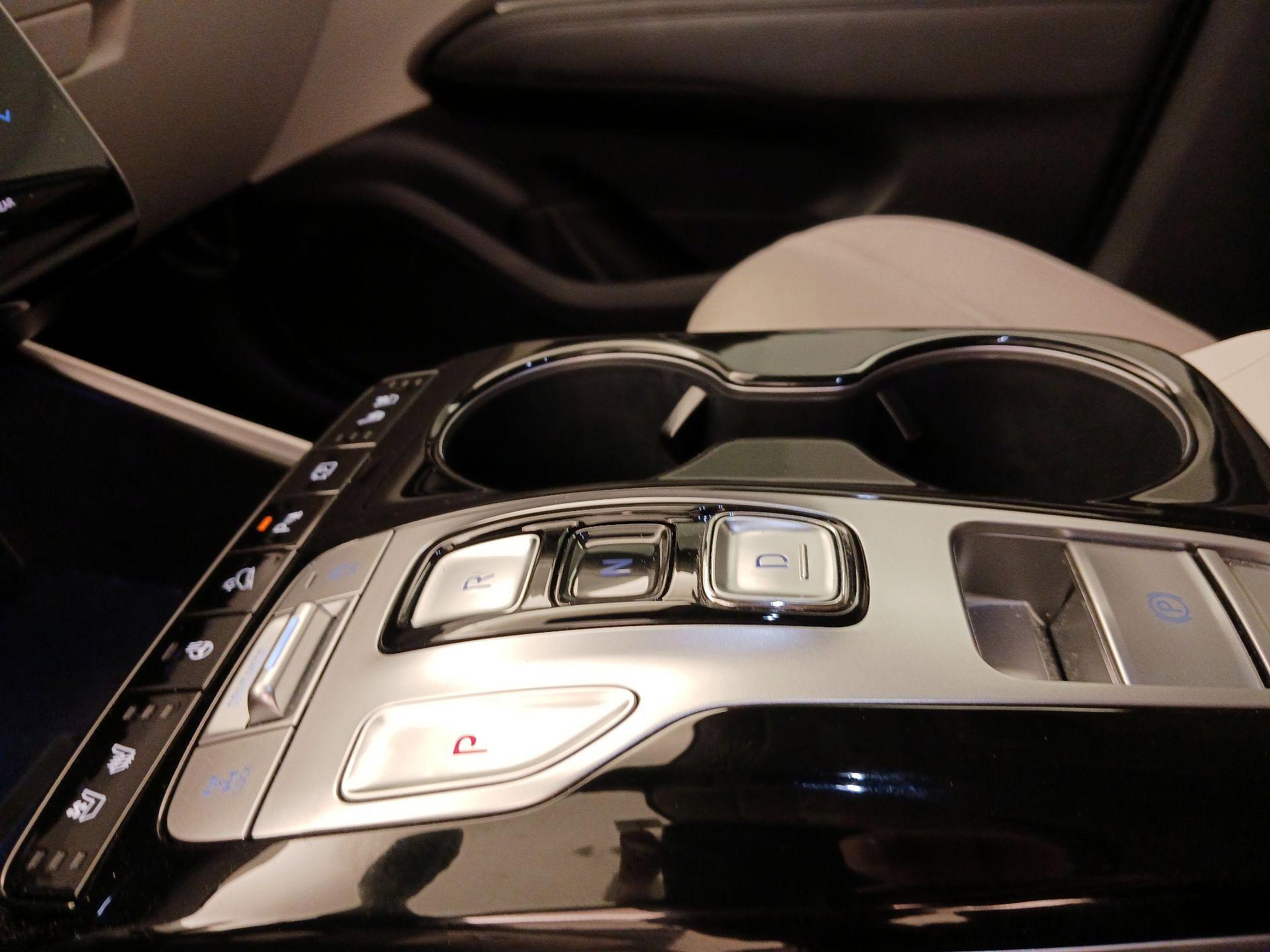 Thumbnail: 2023 Hyundai Tucson - 17