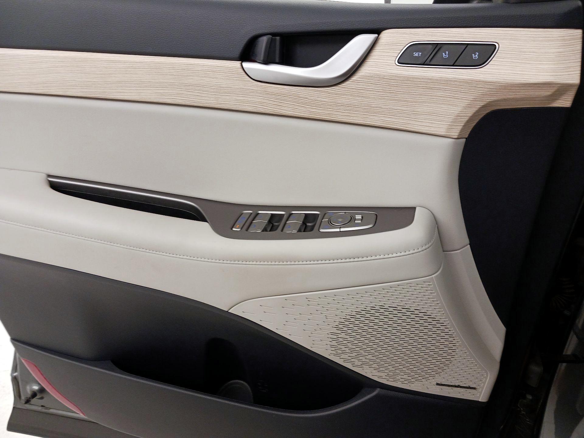 Thumbnail: 2023 Hyundai Palisade - 12