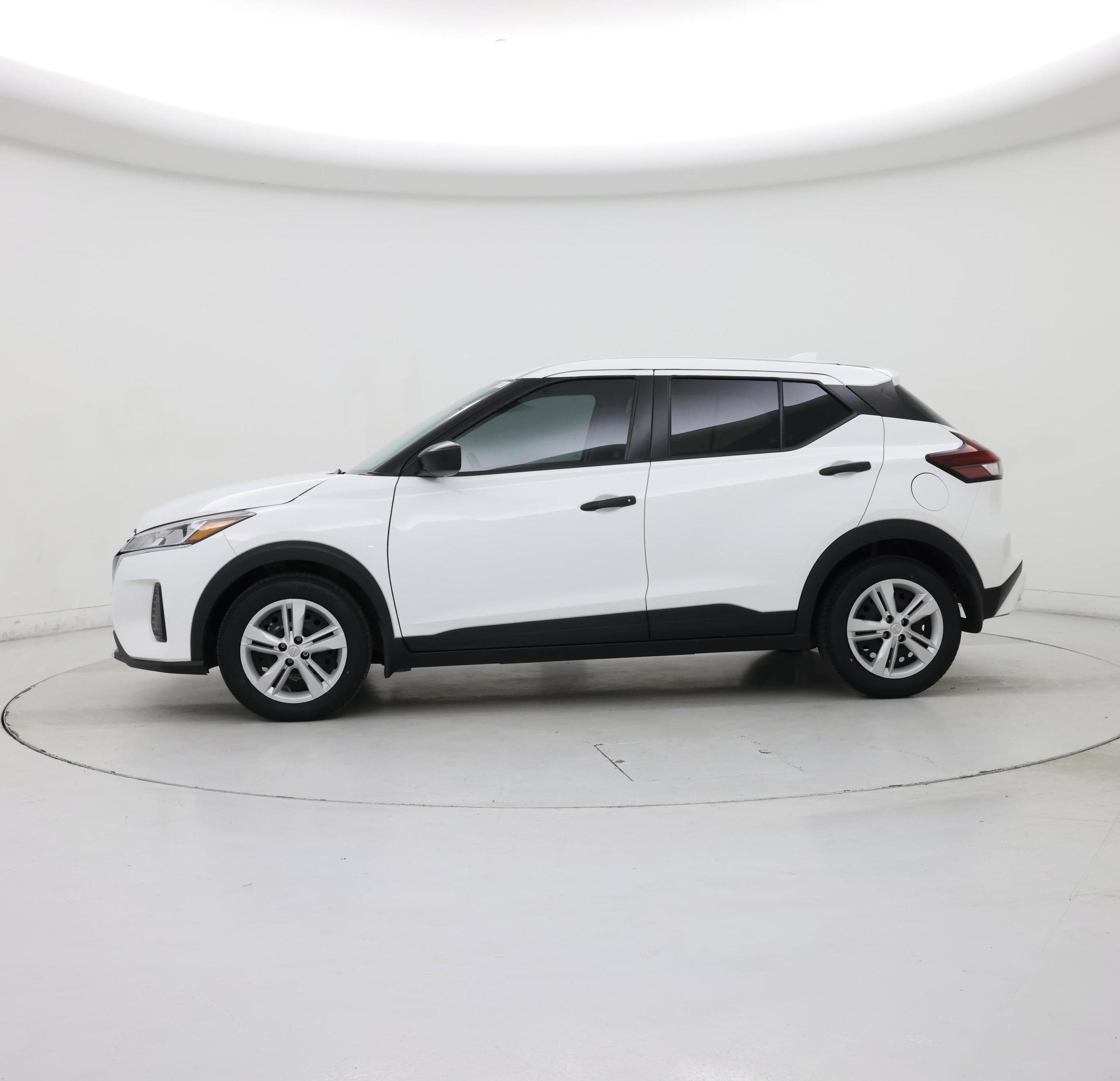 Thumbnail: 2023 Nissan Kicks - 3