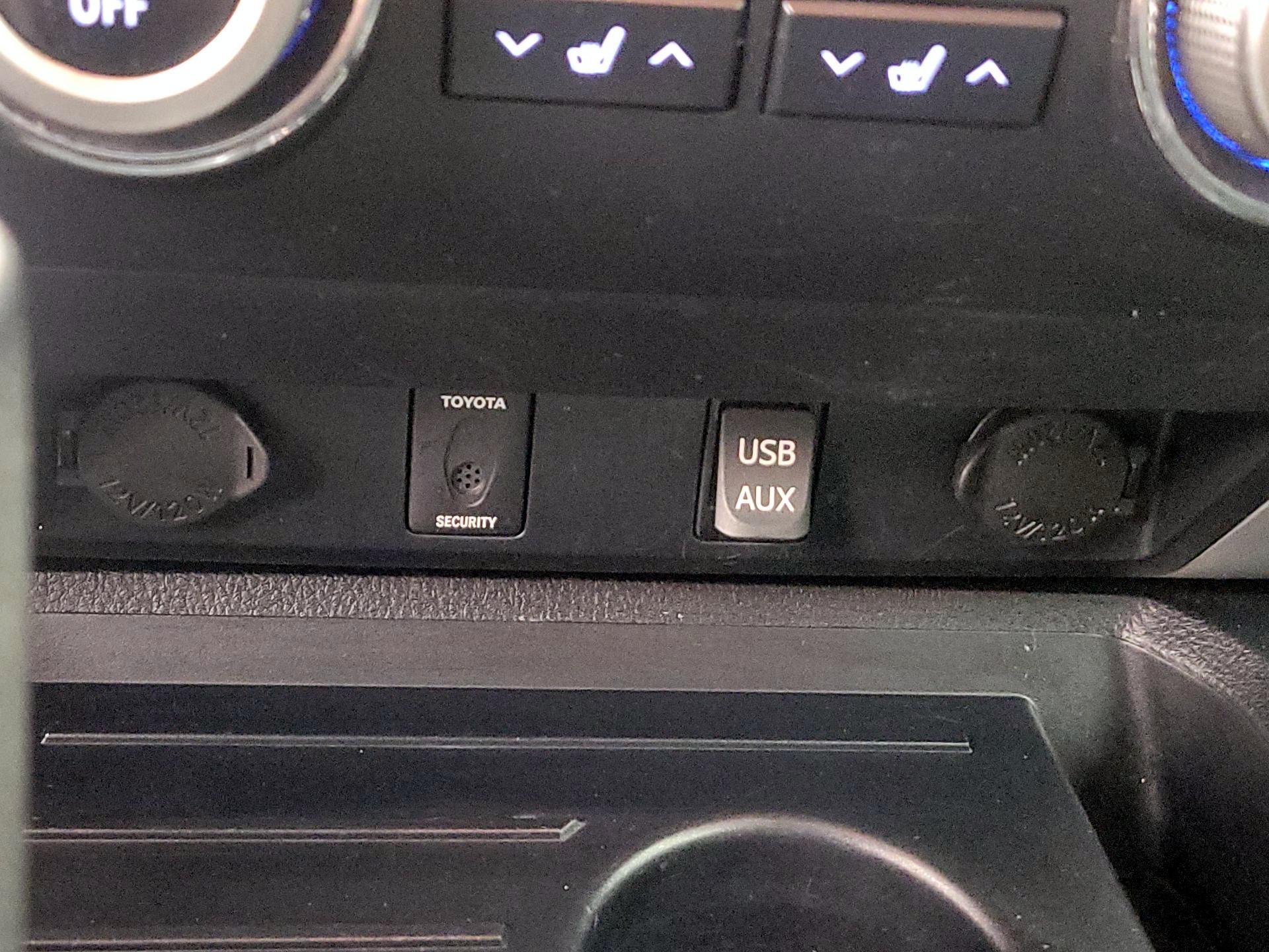 Thumbnail: 2017 Toyota Tundra - 18