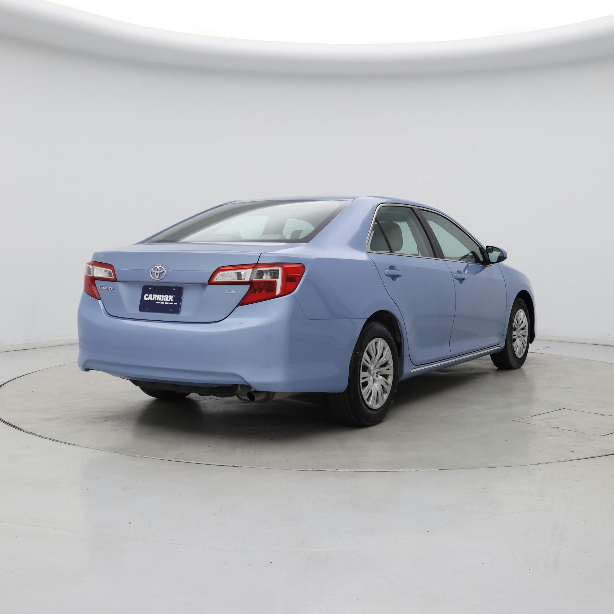 Thumbnail: 2014 Toyota Camry - 8