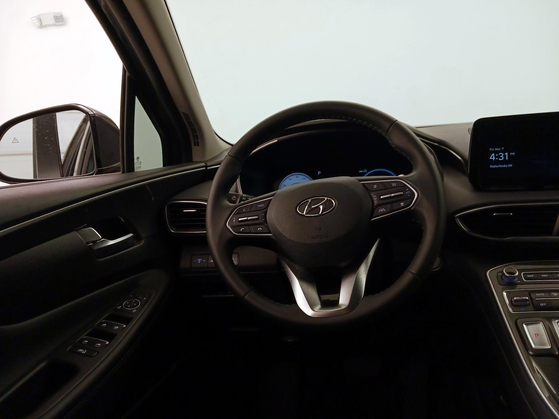 Thumbnail: 2022 Hyundai Santa Fe - 10