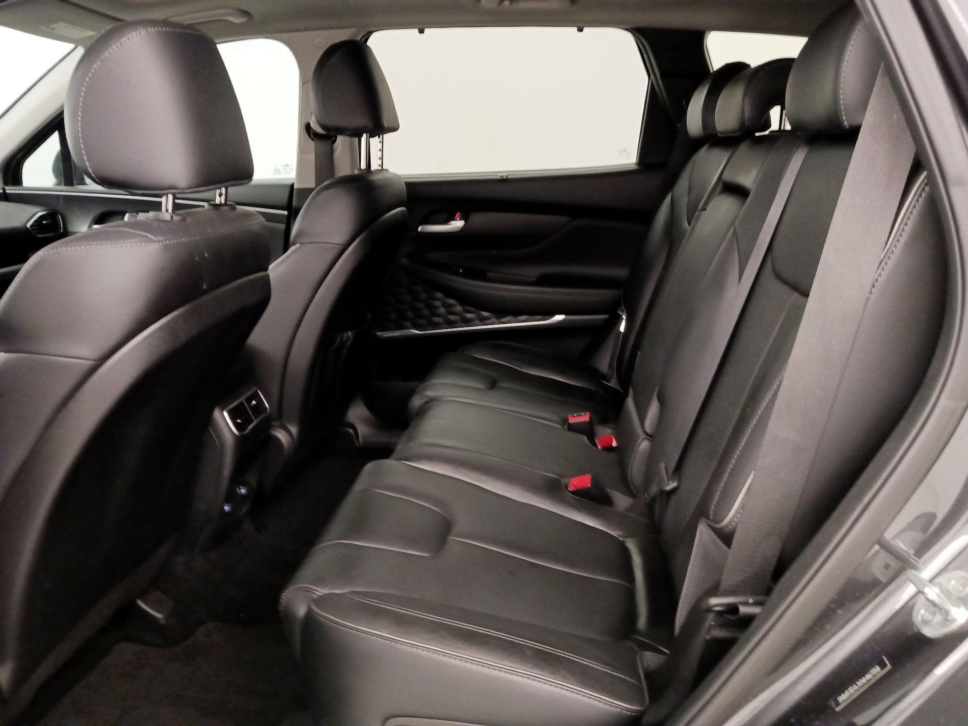 Thumbnail: 2022 Hyundai Santa Fe - 20