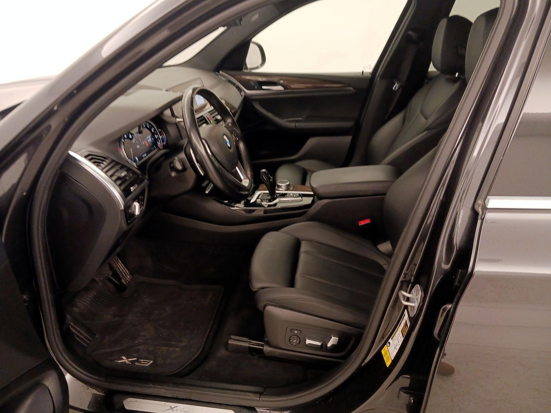 Thumbnail: 2019 BMW X3 - 11