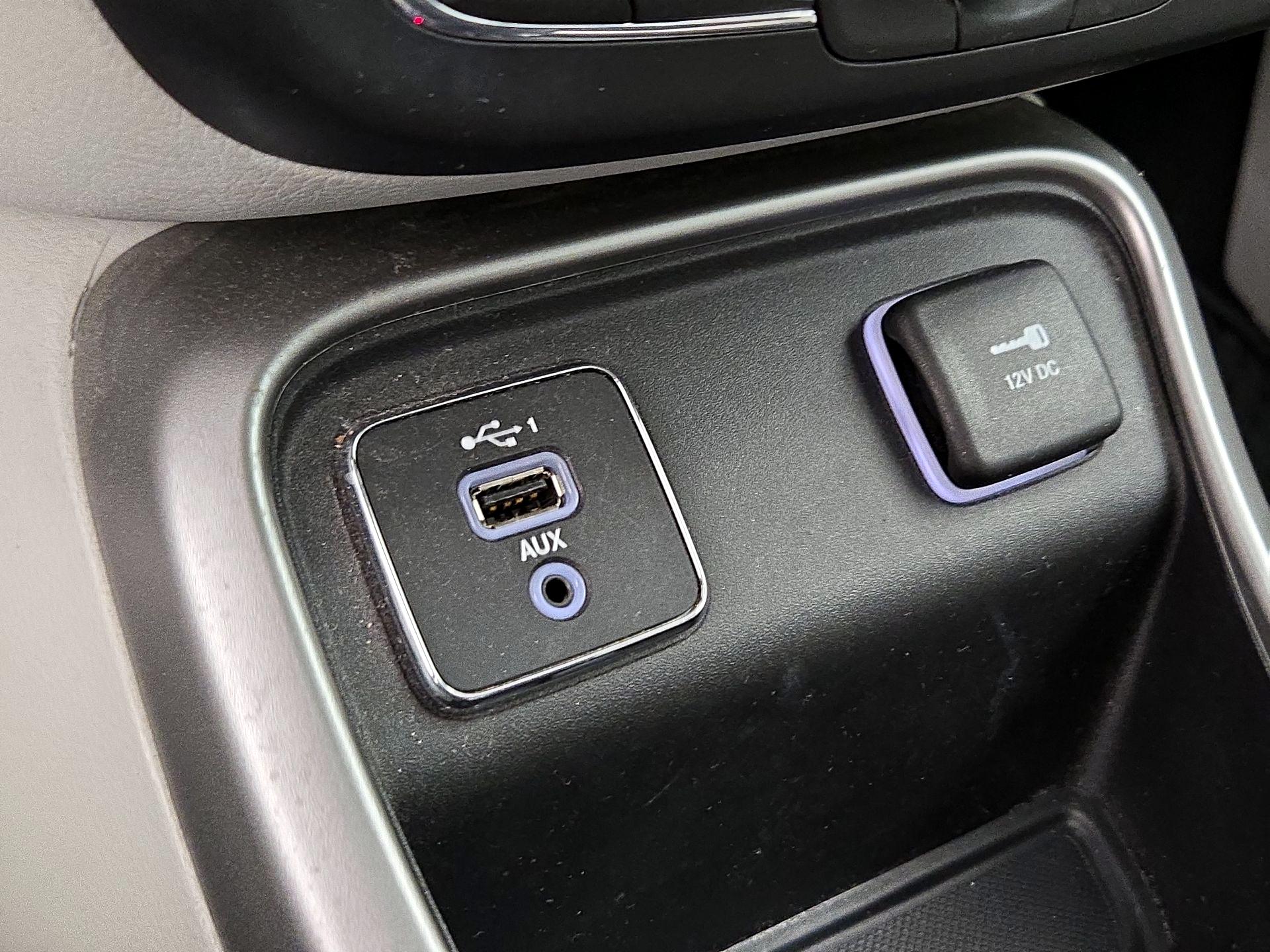 Thumbnail: 2020 Jeep Compass - 18