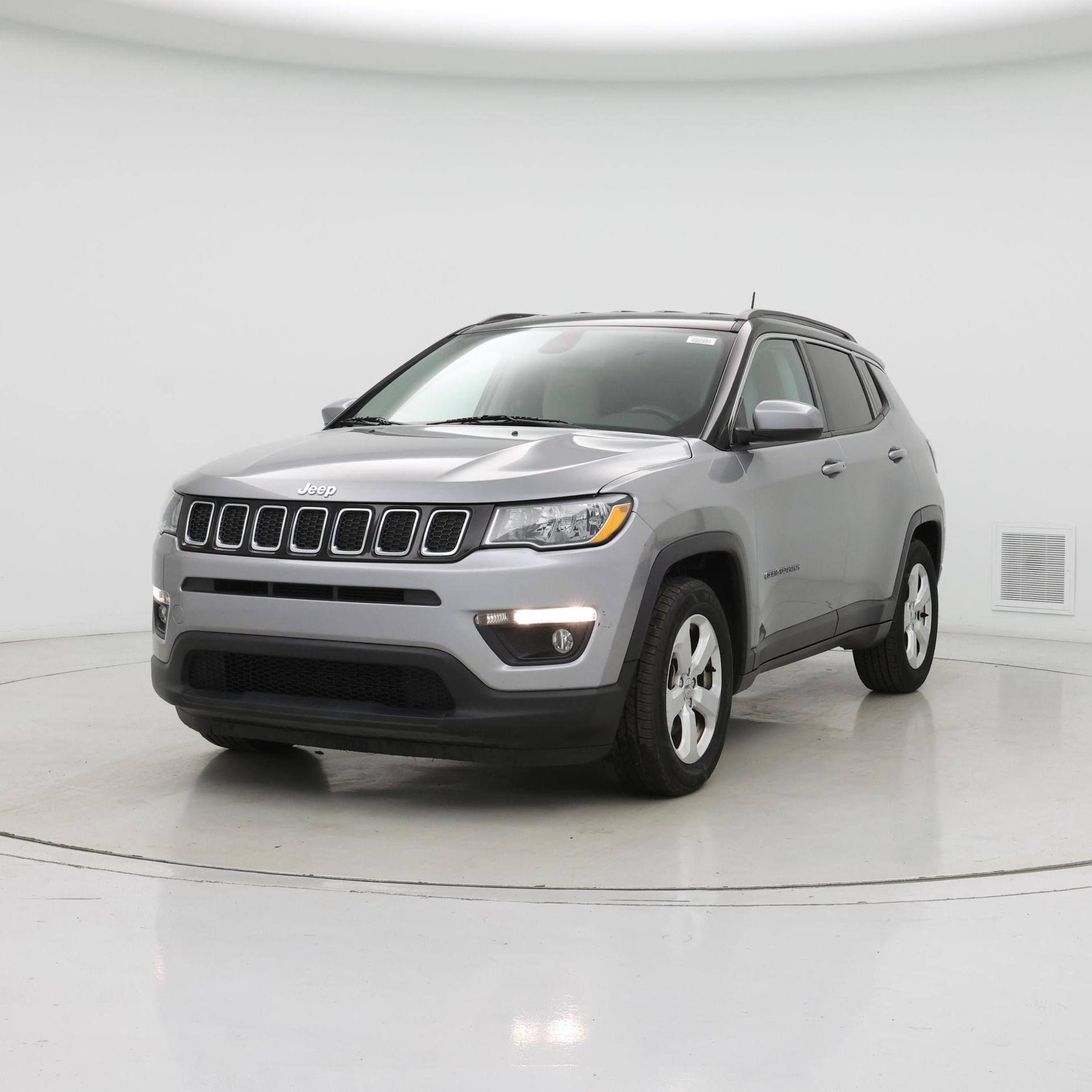 Thumbnail: 2020 Jeep Compass - 4