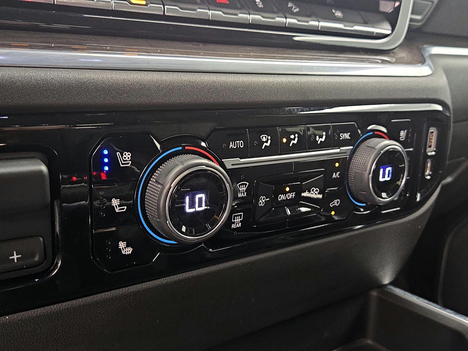 Thumbnail: 2022 Chevrolet Silverado 1500 - 16