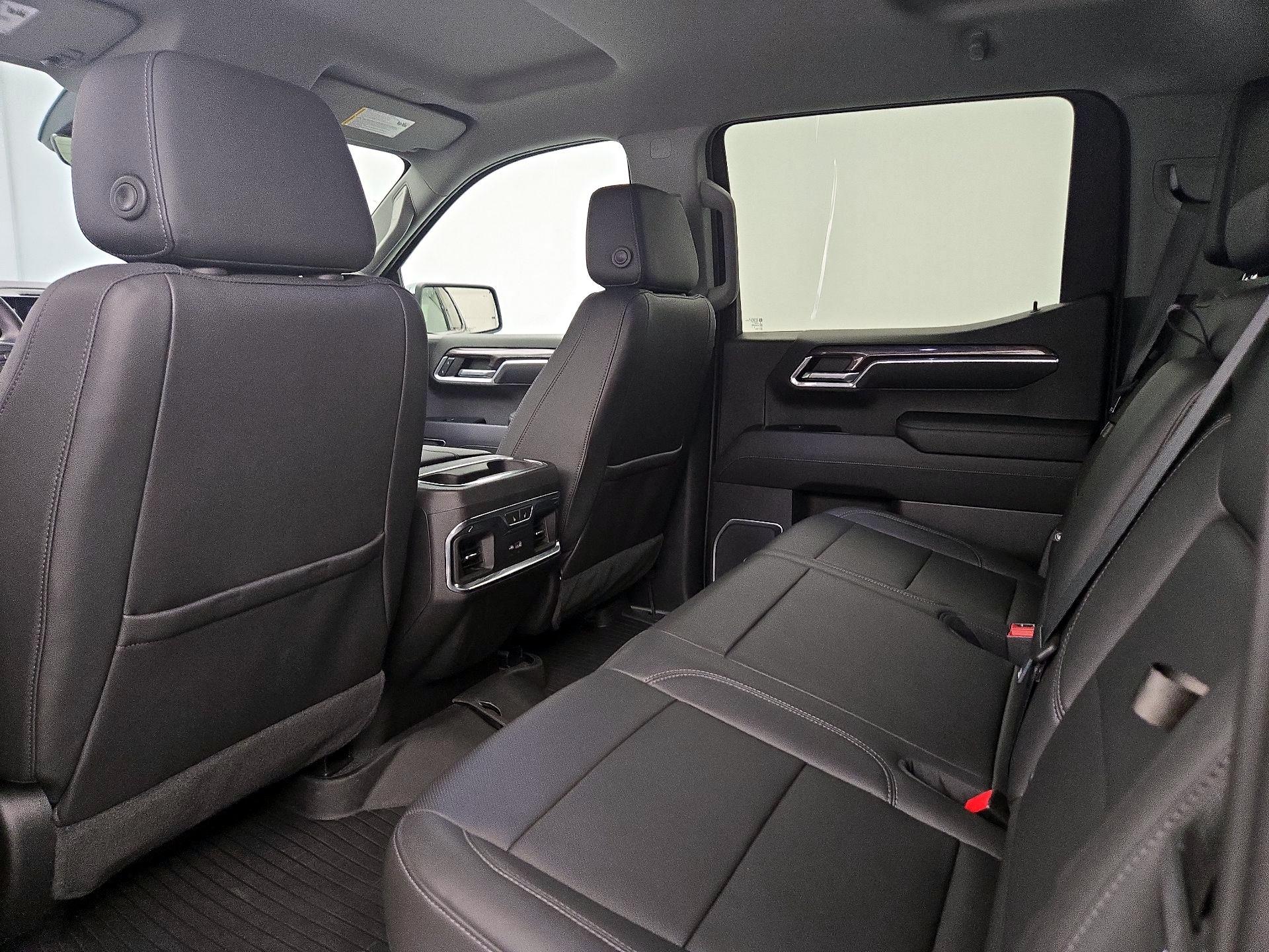 Thumbnail: 2022 Chevrolet Silverado 1500 - 19