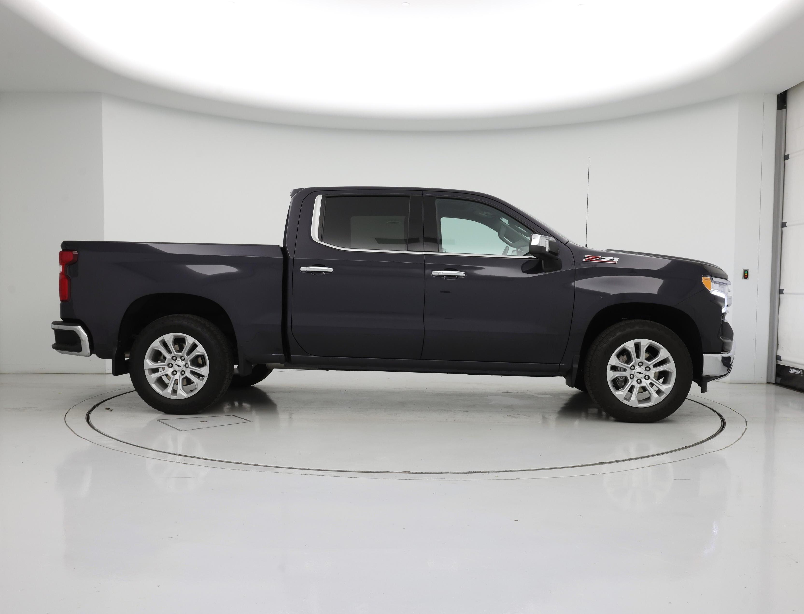 Thumbnail: 2022 Chevrolet Silverado 1500 - 7