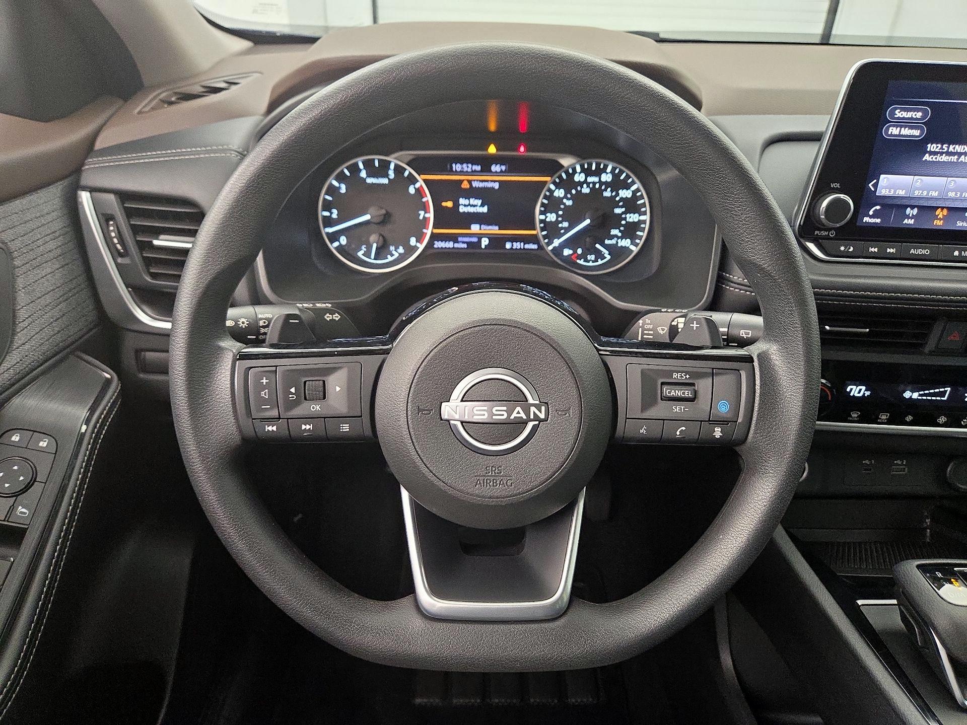 Thumbnail: 2023 Nissan Rogue - 10