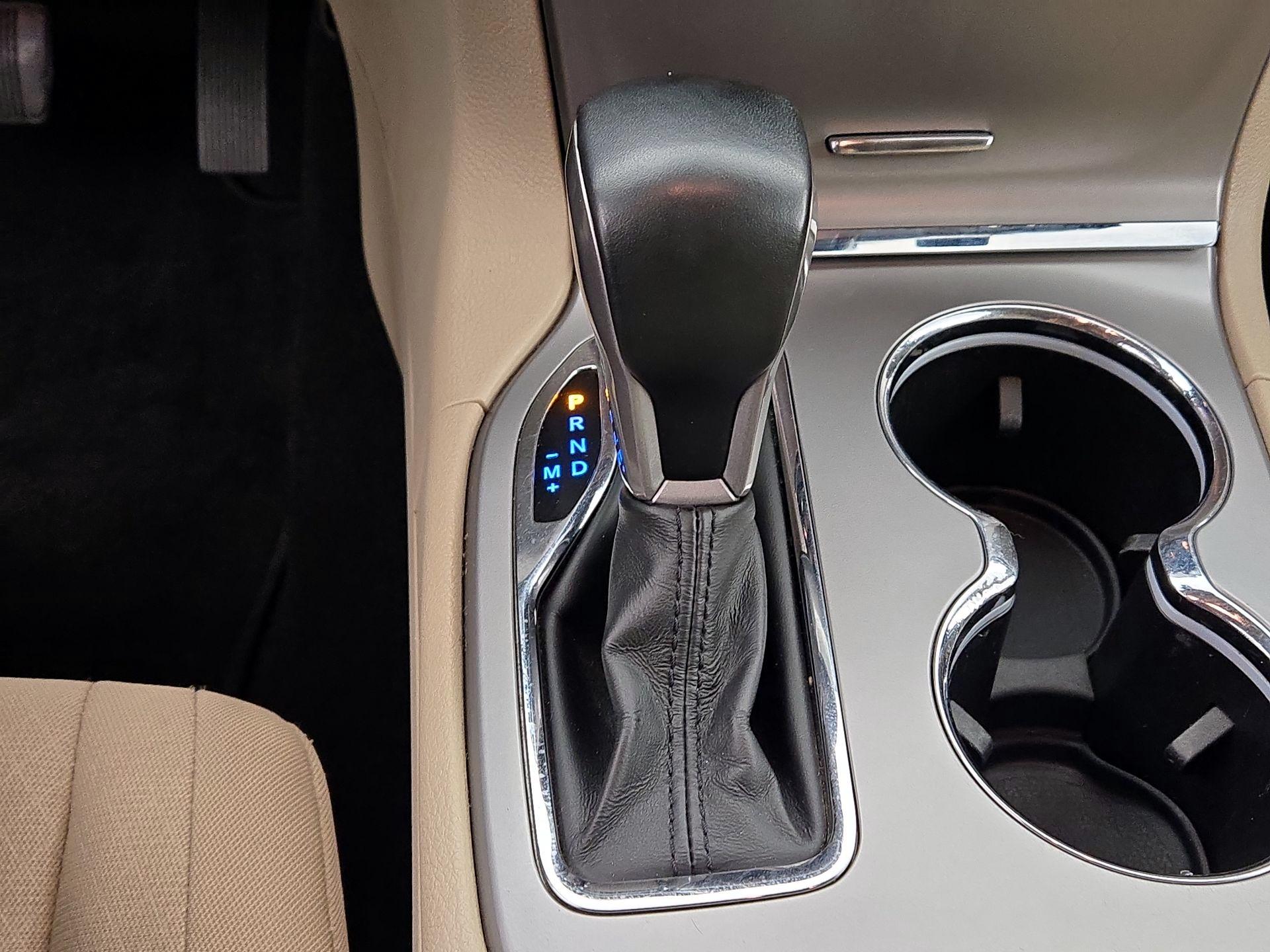 Thumbnail: 2022 Jeep Grand Cherokee - 18