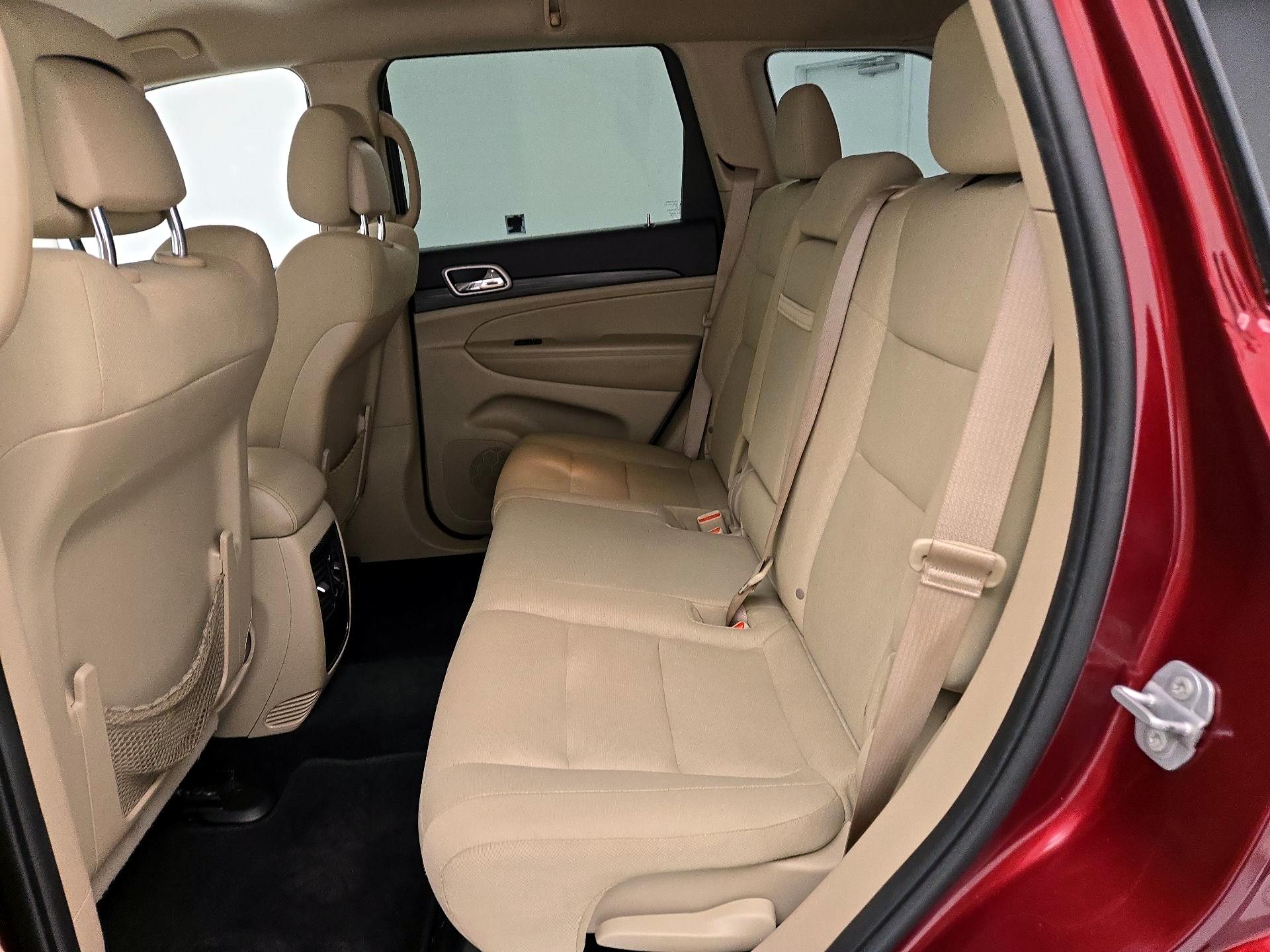 Thumbnail: 2022 Jeep Grand Cherokee - 20