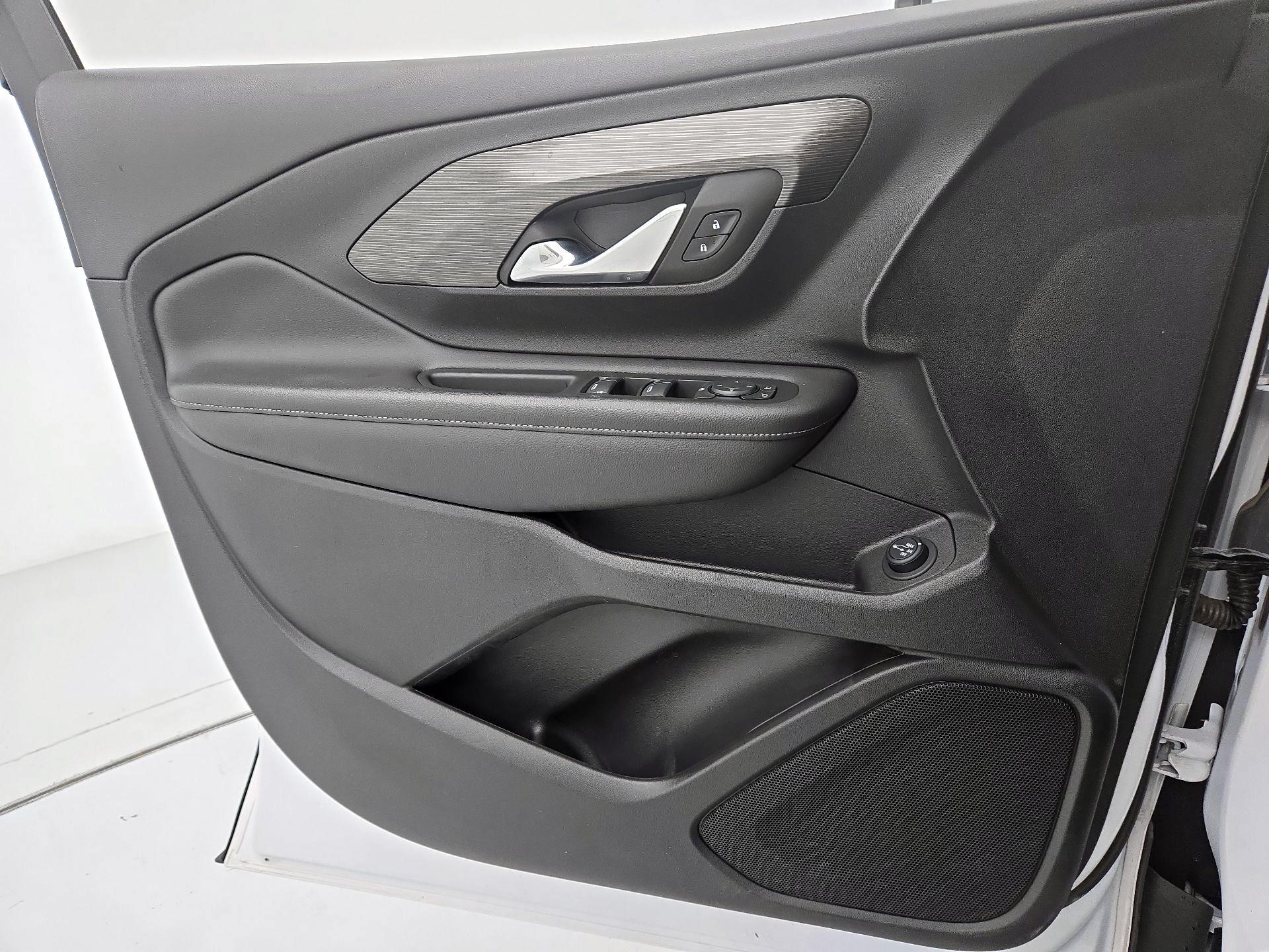 Thumbnail: 2023 GMC Terrain - 12