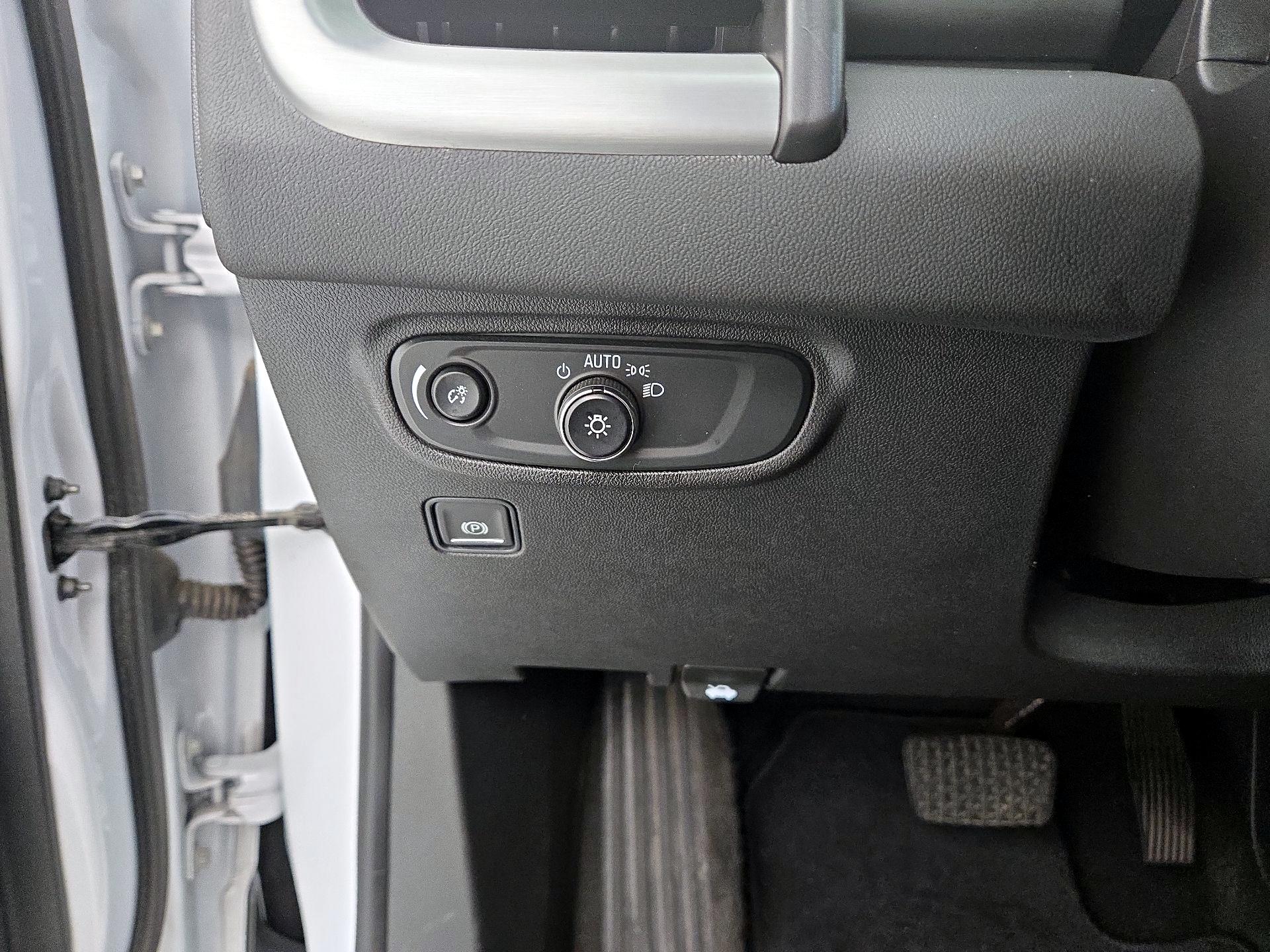 Thumbnail: 2023 GMC Terrain - 13