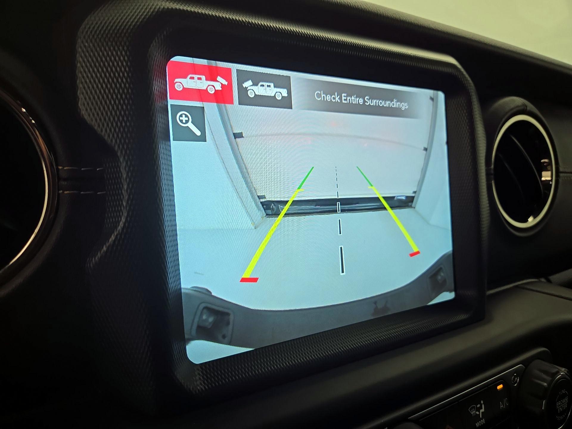 Thumbnail: 2021 Jeep Gladiator - 15