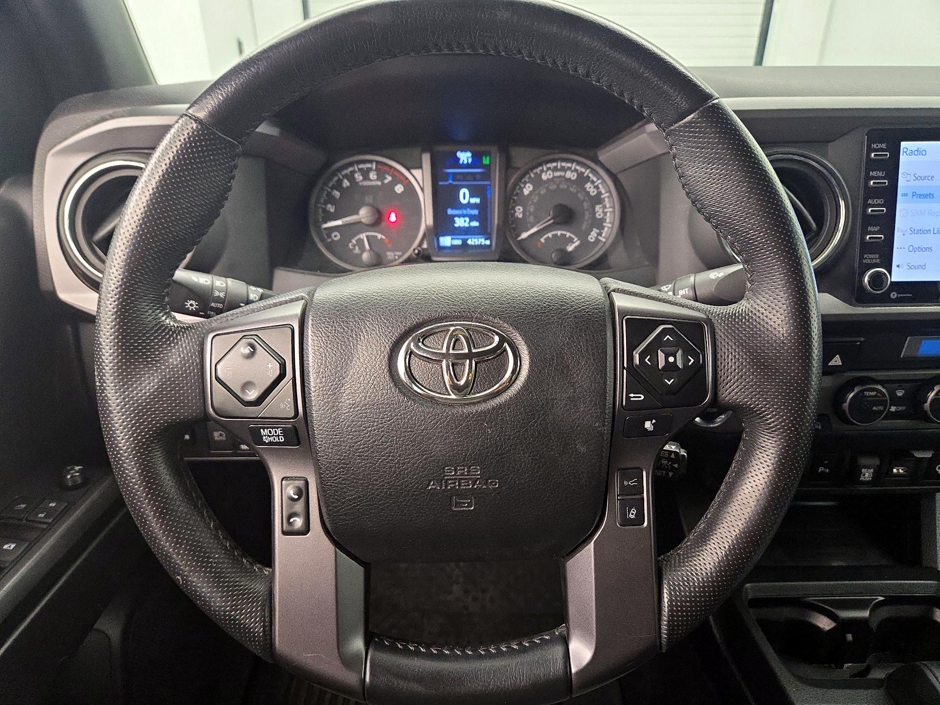 Thumbnail: 2022 Toyota Tacoma - 10