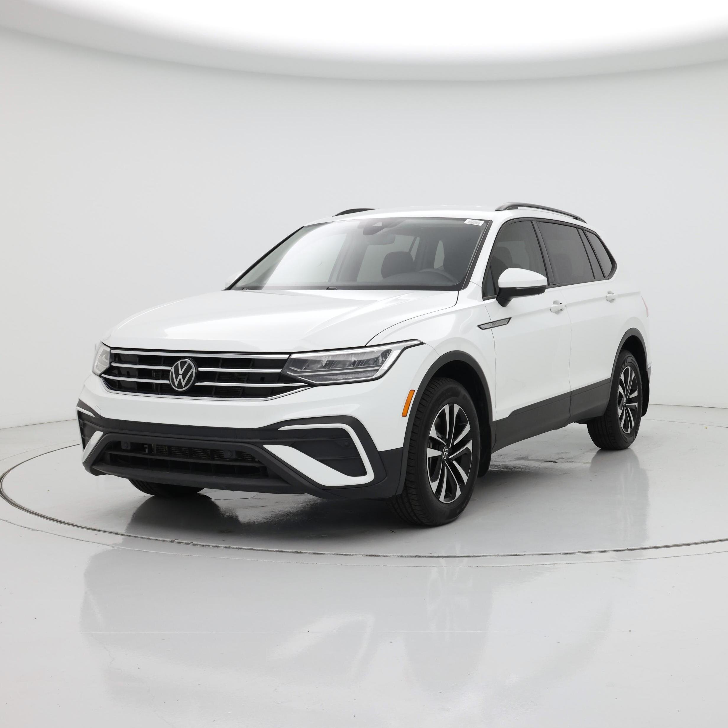Thumbnail: 2022 Volkswagen Tiguan - 4