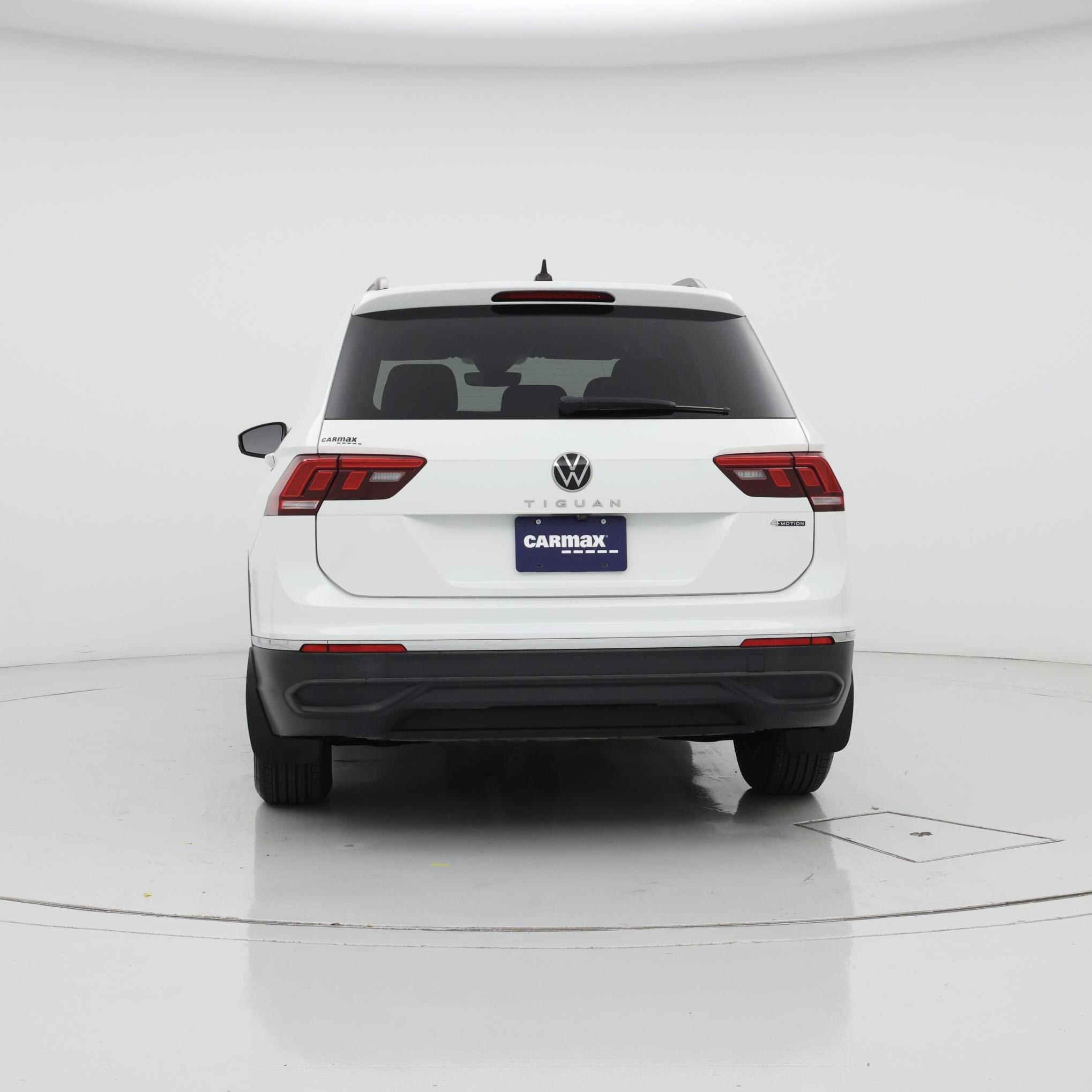 Thumbnail: 2022 Volkswagen Tiguan - 6