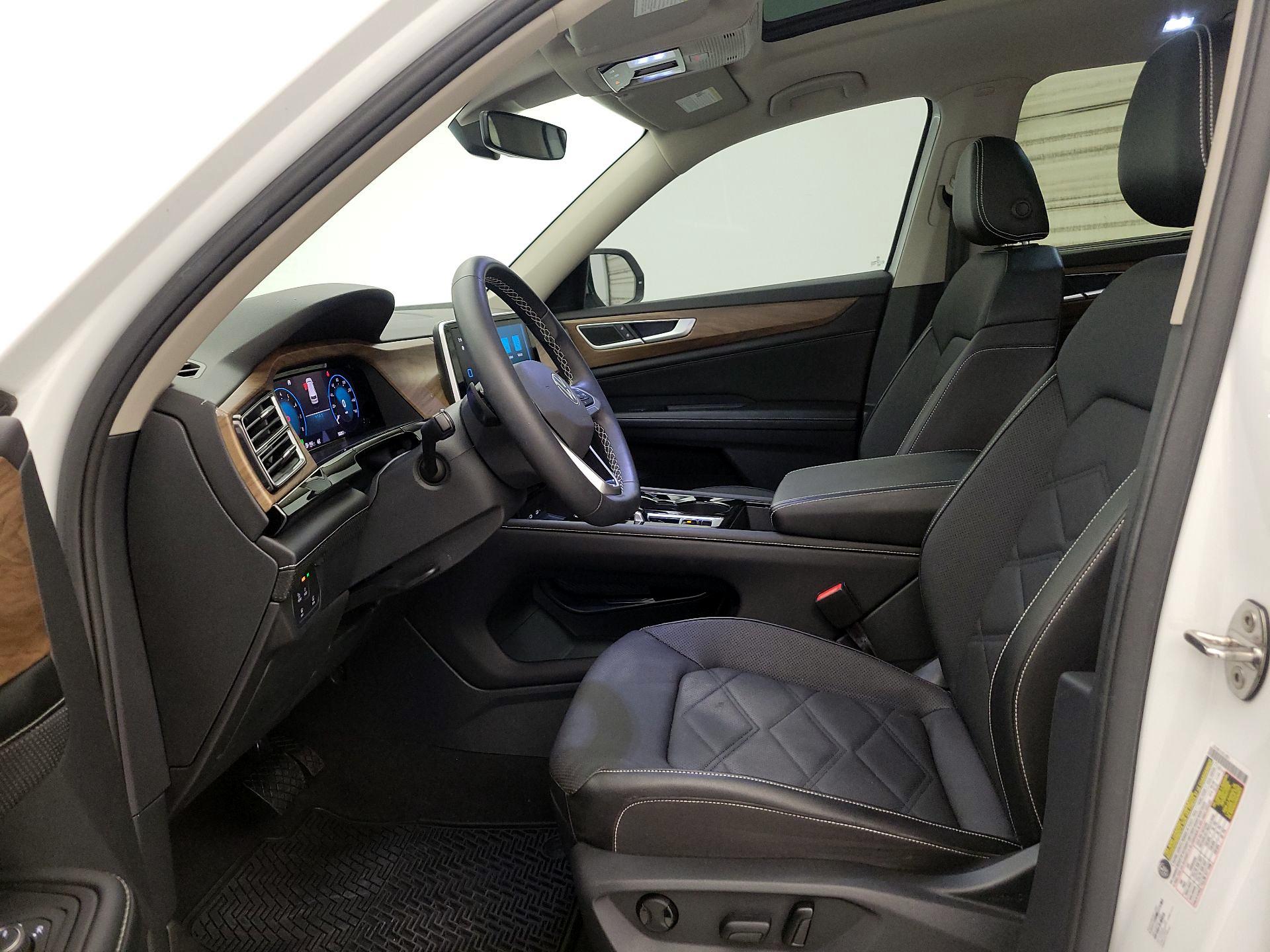 Thumbnail: 2024 Volkswagen Atlas - 11