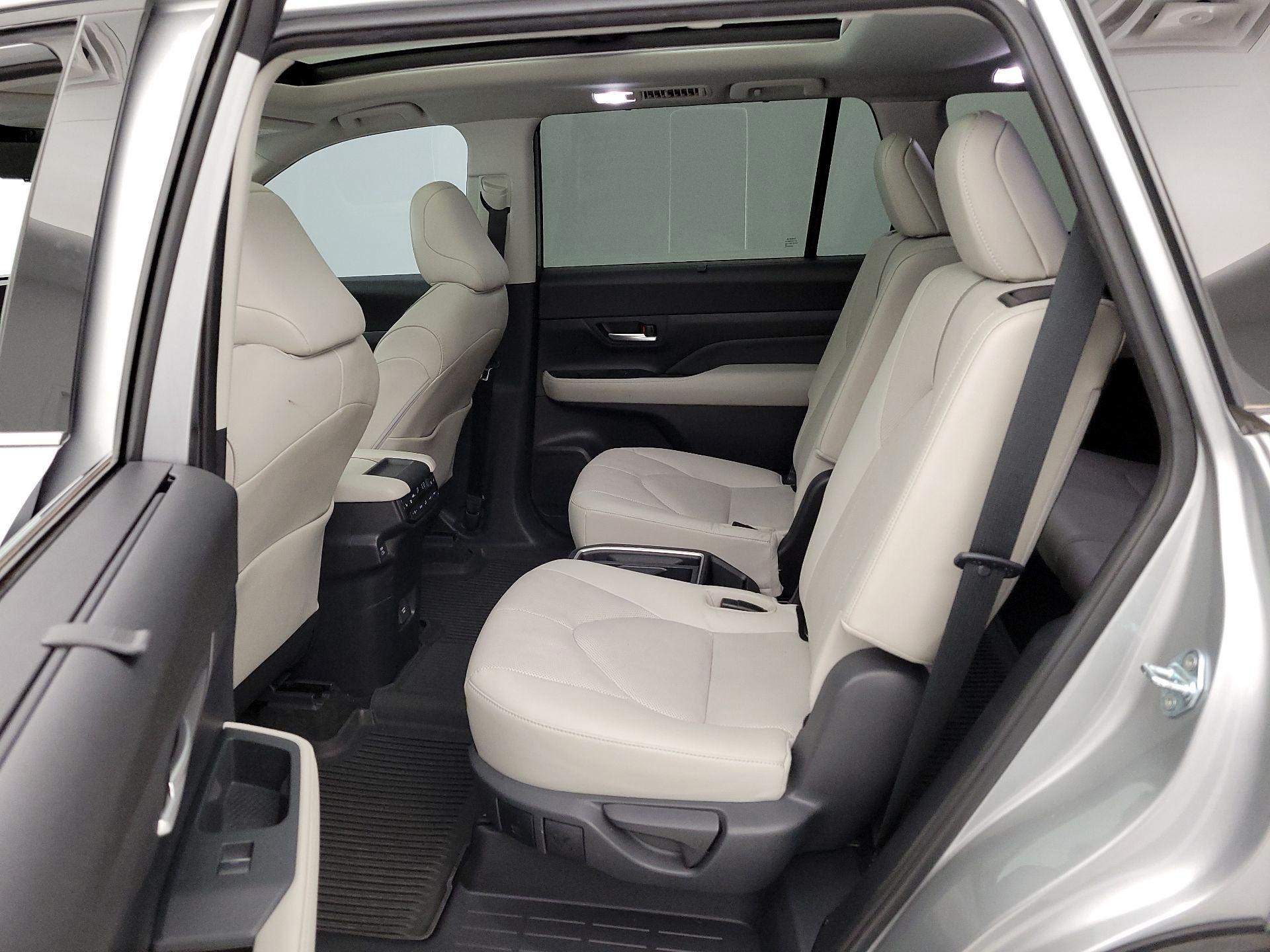 Thumbnail: 2024 Toyota Grand Highlander - 20