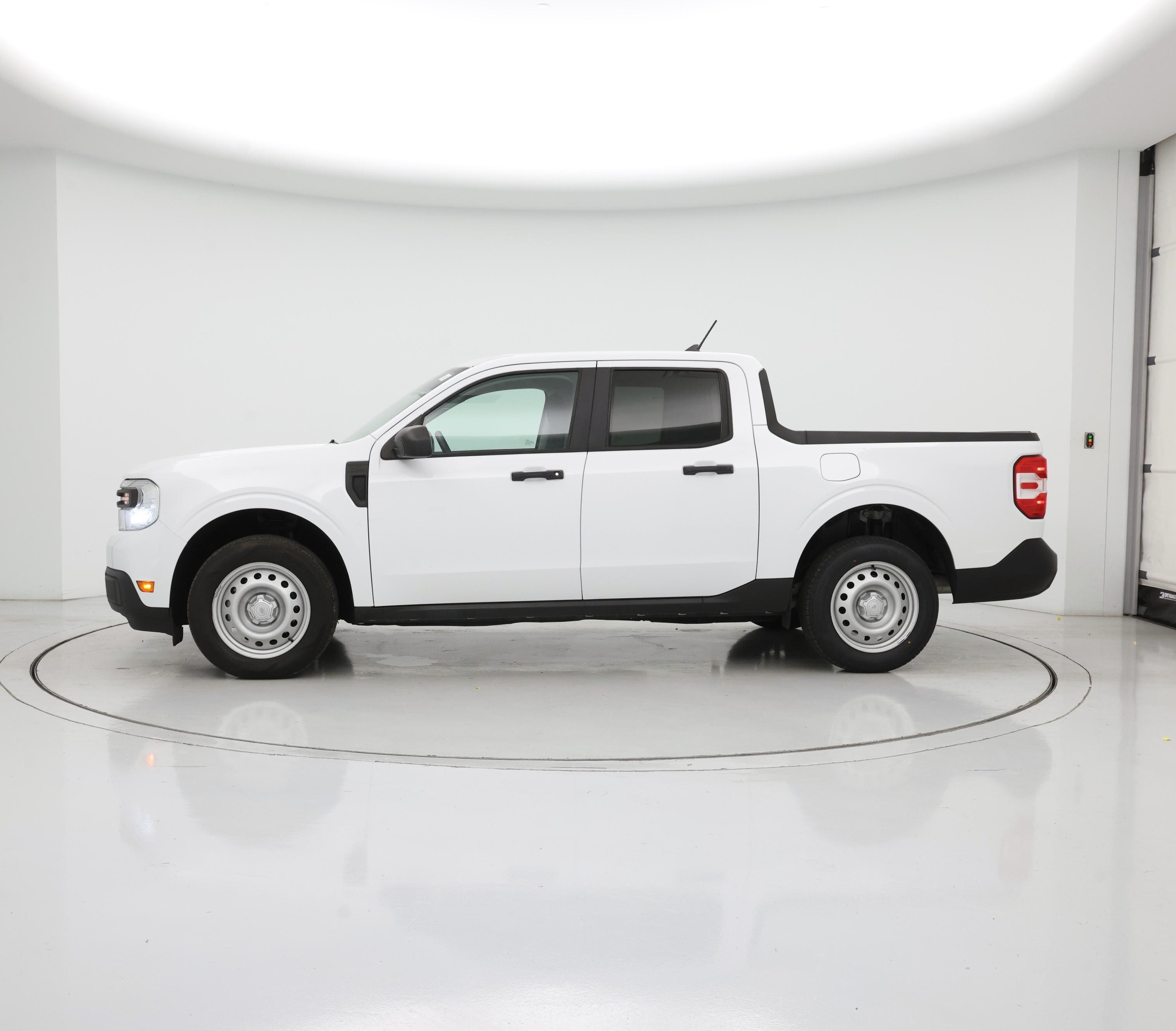 Thumbnail: 2022 Ford Maverick - 3