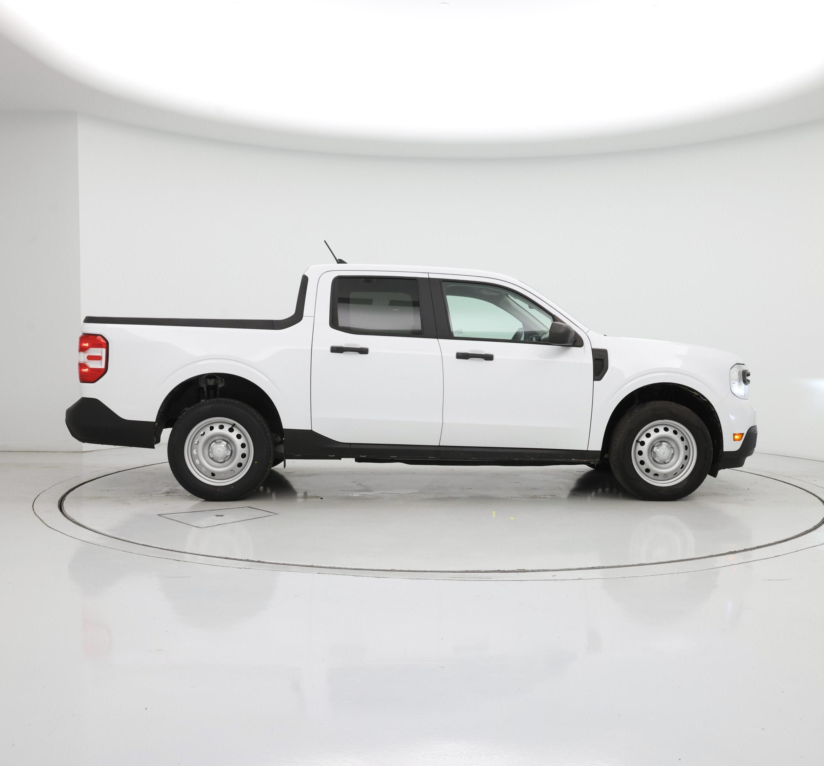 Thumbnail: 2022 Ford Maverick - 7