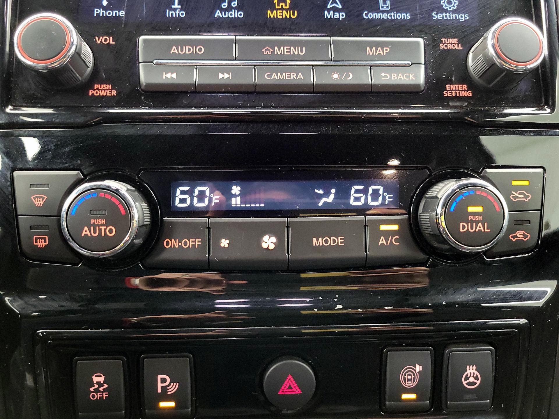 Thumbnail: 2021 Nissan Titan - 17