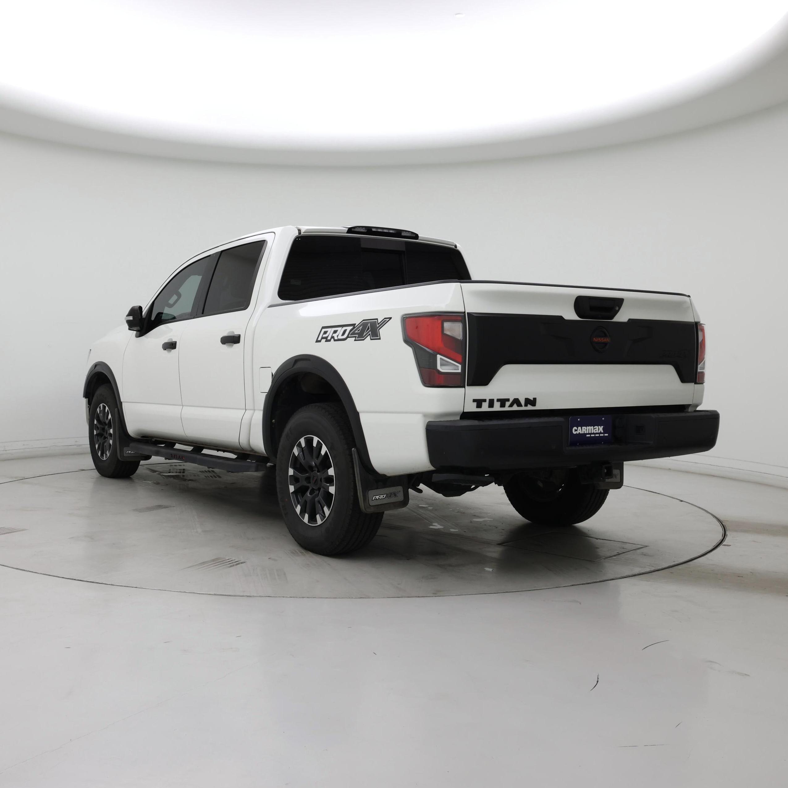Thumbnail: 2021 Nissan Titan - 2