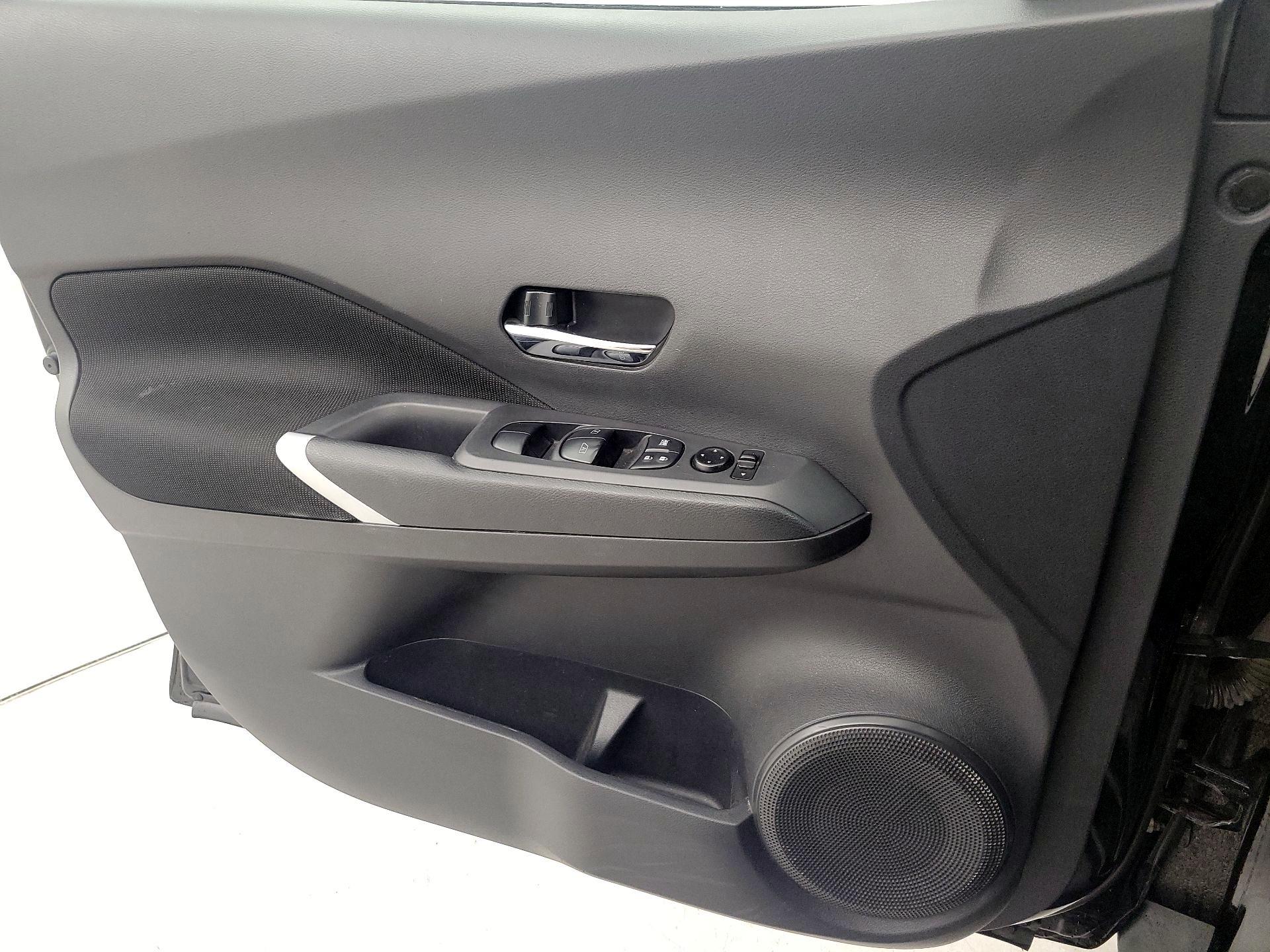 Thumbnail: 2022 Nissan Kicks - 12