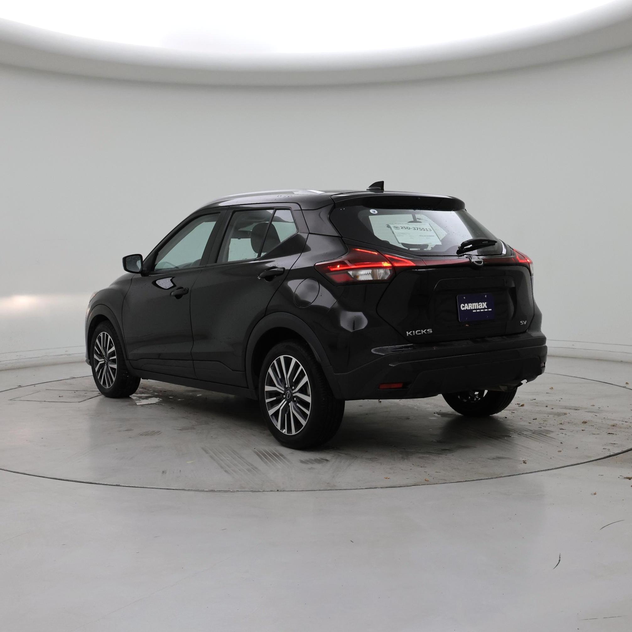 Thumbnail: 2022 Nissan Kicks - 2