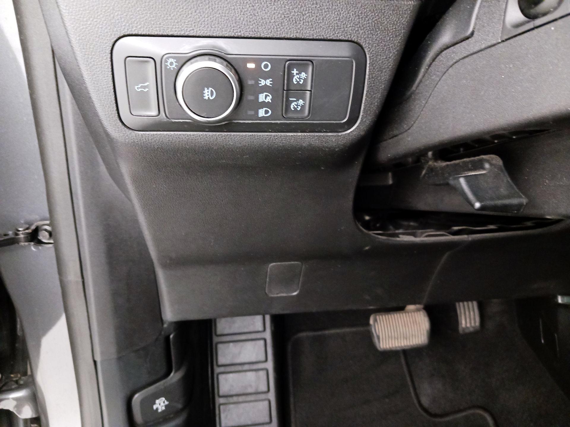 Thumbnail: 2021 Ford Bronco Sport - 13