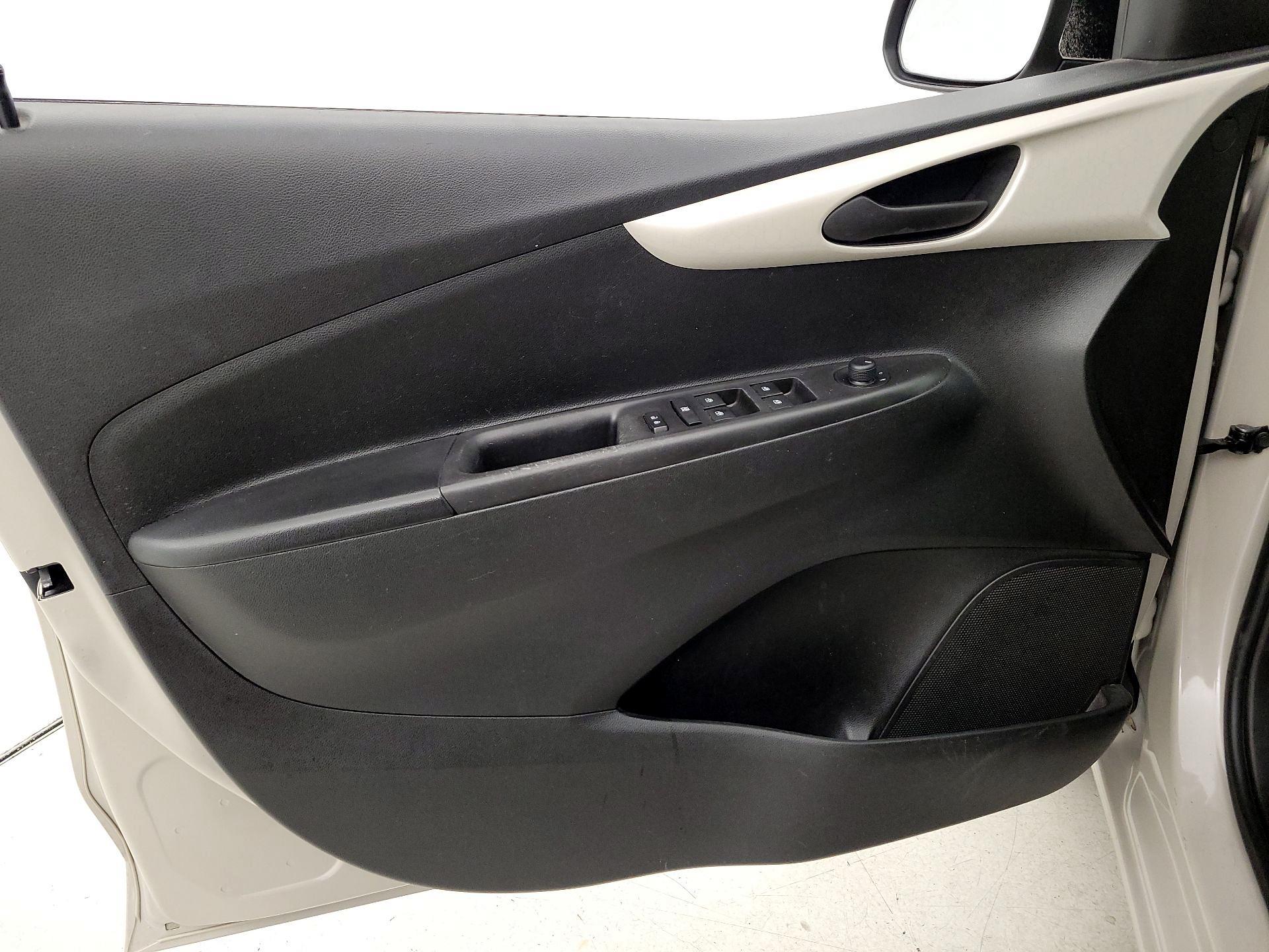 Thumbnail: 2017 Chevrolet Spark - 12