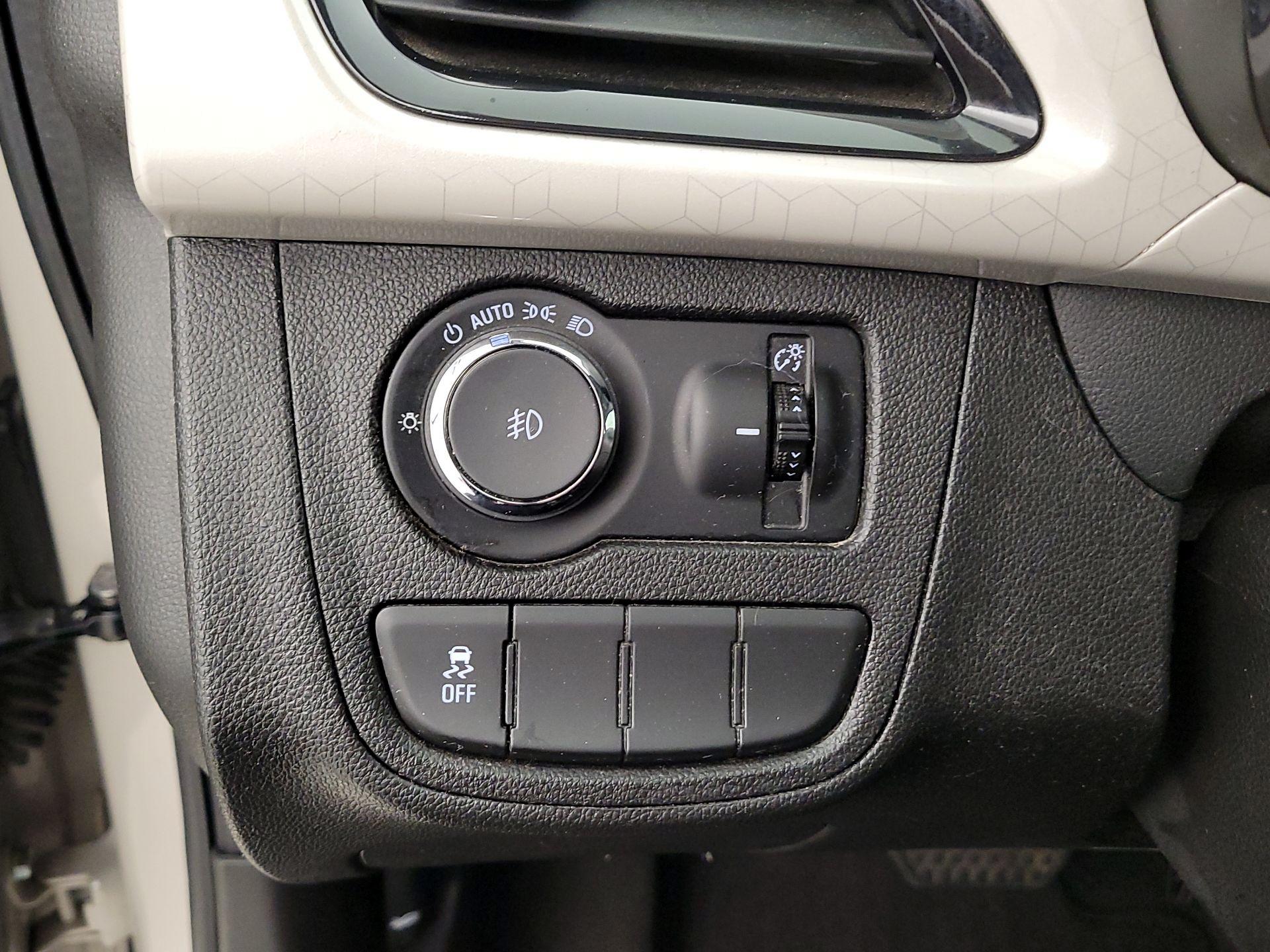 Thumbnail: 2017 Chevrolet Spark - 13