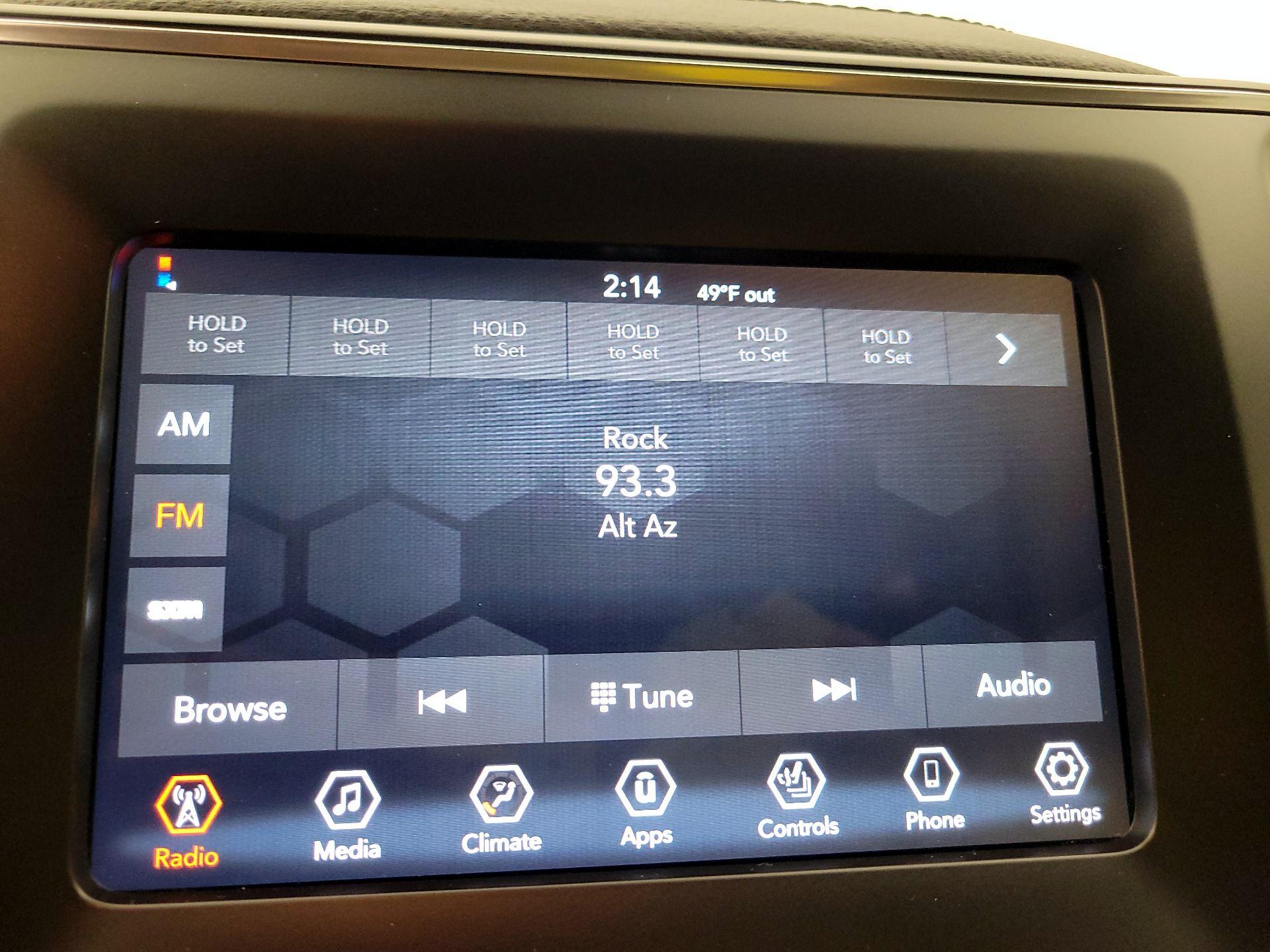 Thumbnail: 2021 Jeep Cherokee - 15