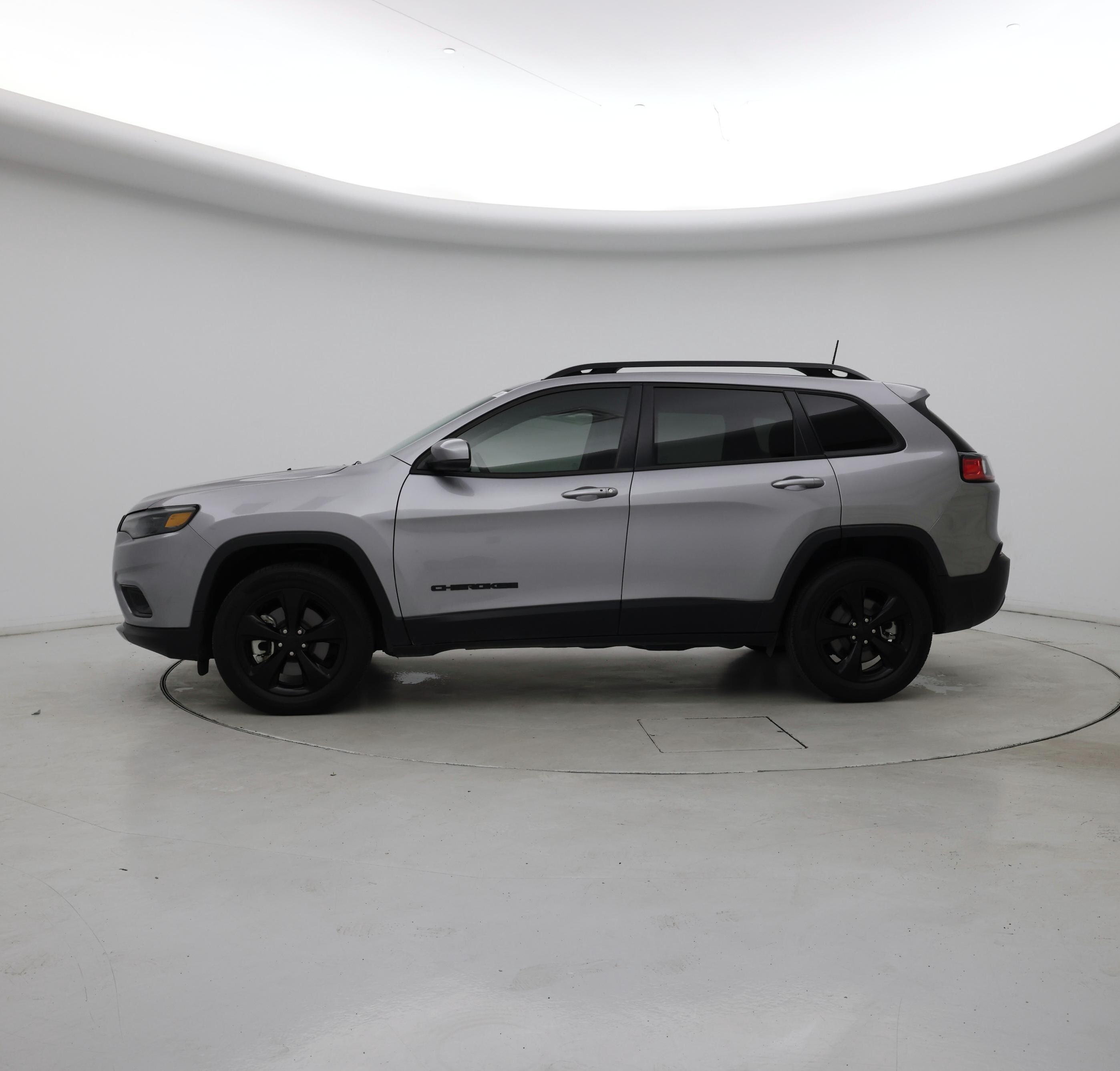 Thumbnail: 2021 Jeep Cherokee - 3