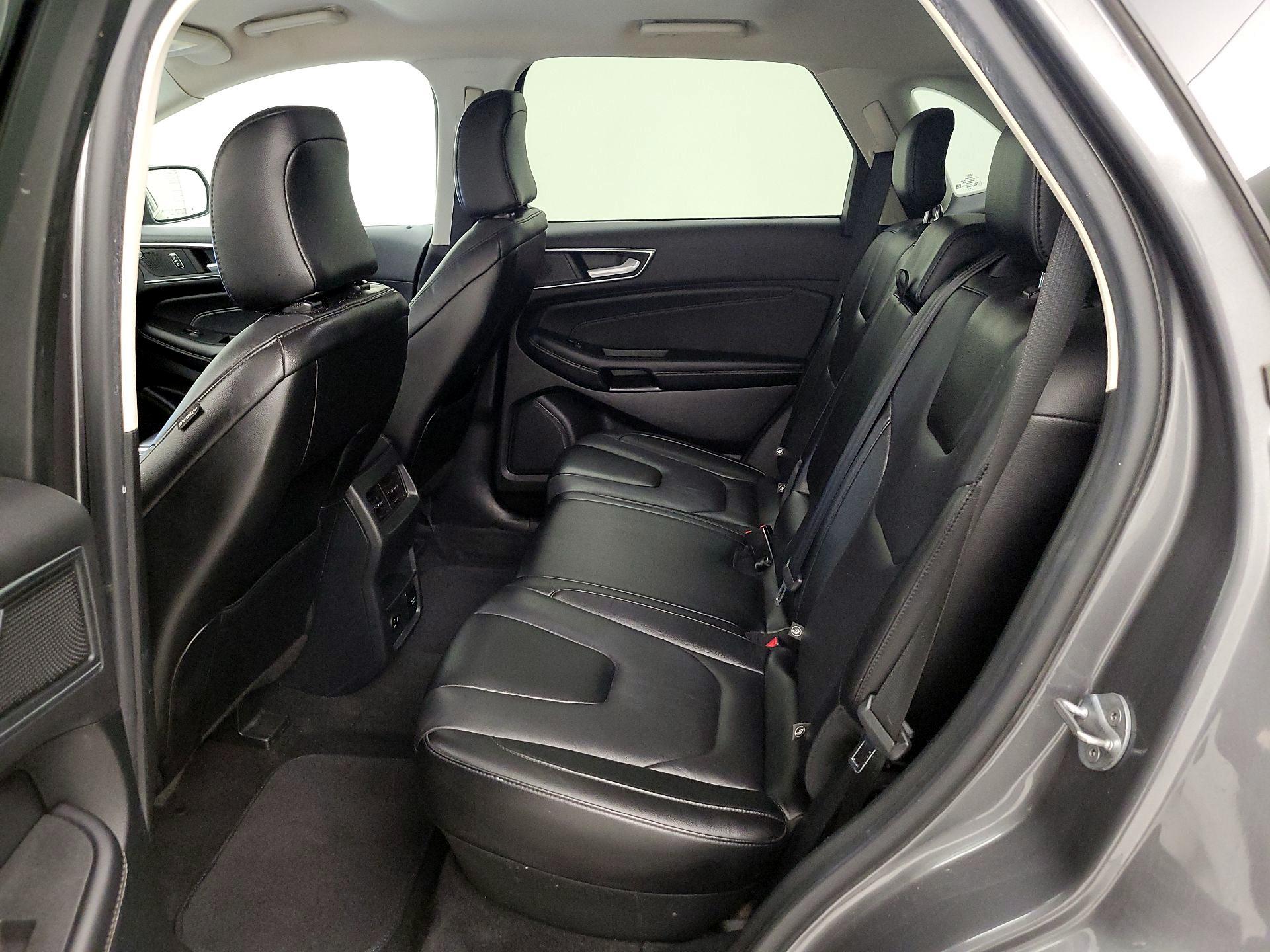 Thumbnail: 2022 Ford Edge - 19